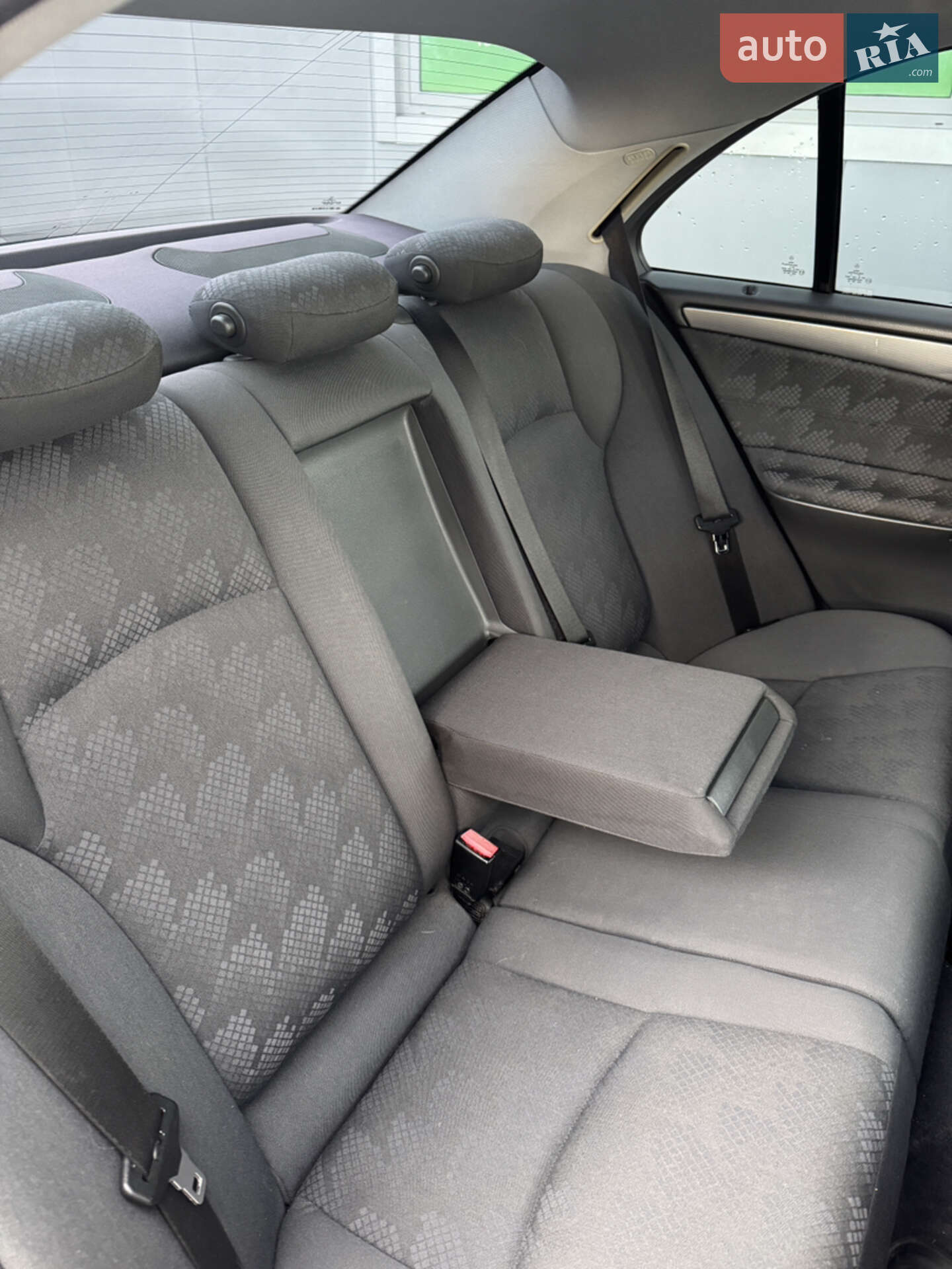 Mercedes-Benz C-Class 2003 VIN WDB2030161F466927 фото оголошення 21 з 25
