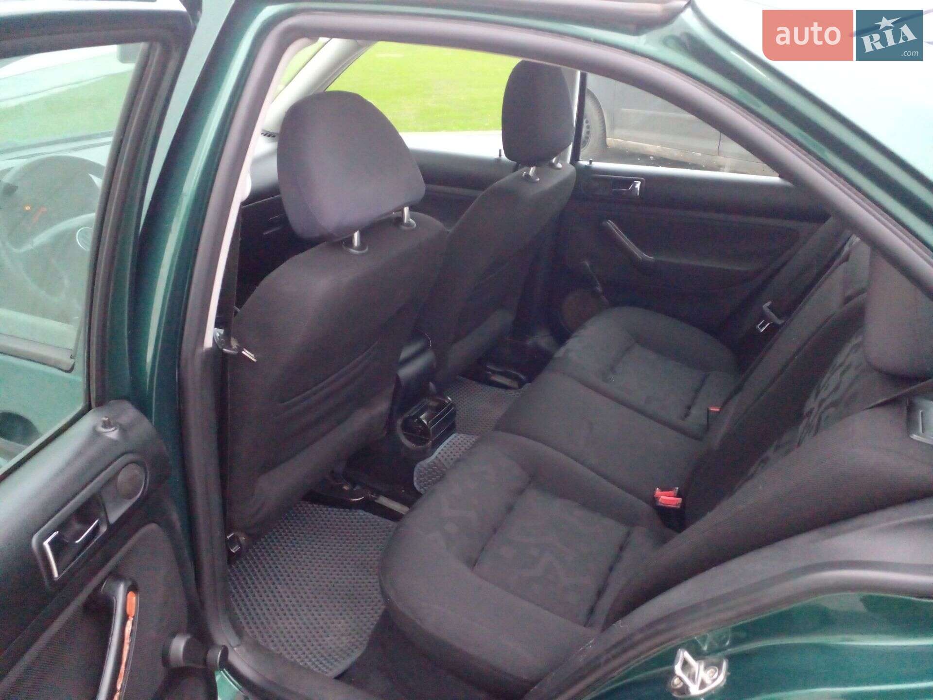 Volkswagen Bora 2000 VIN WVWZZZ1JZYW639159 фото оголошення 4 з 14