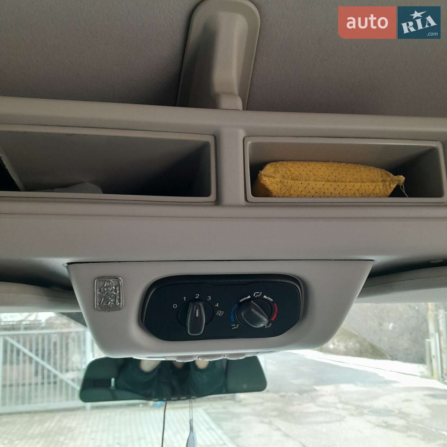 Ford Transit Connect 2016 VIN WF0FXXTTGFGC79423 фото оголошення 23 з 31