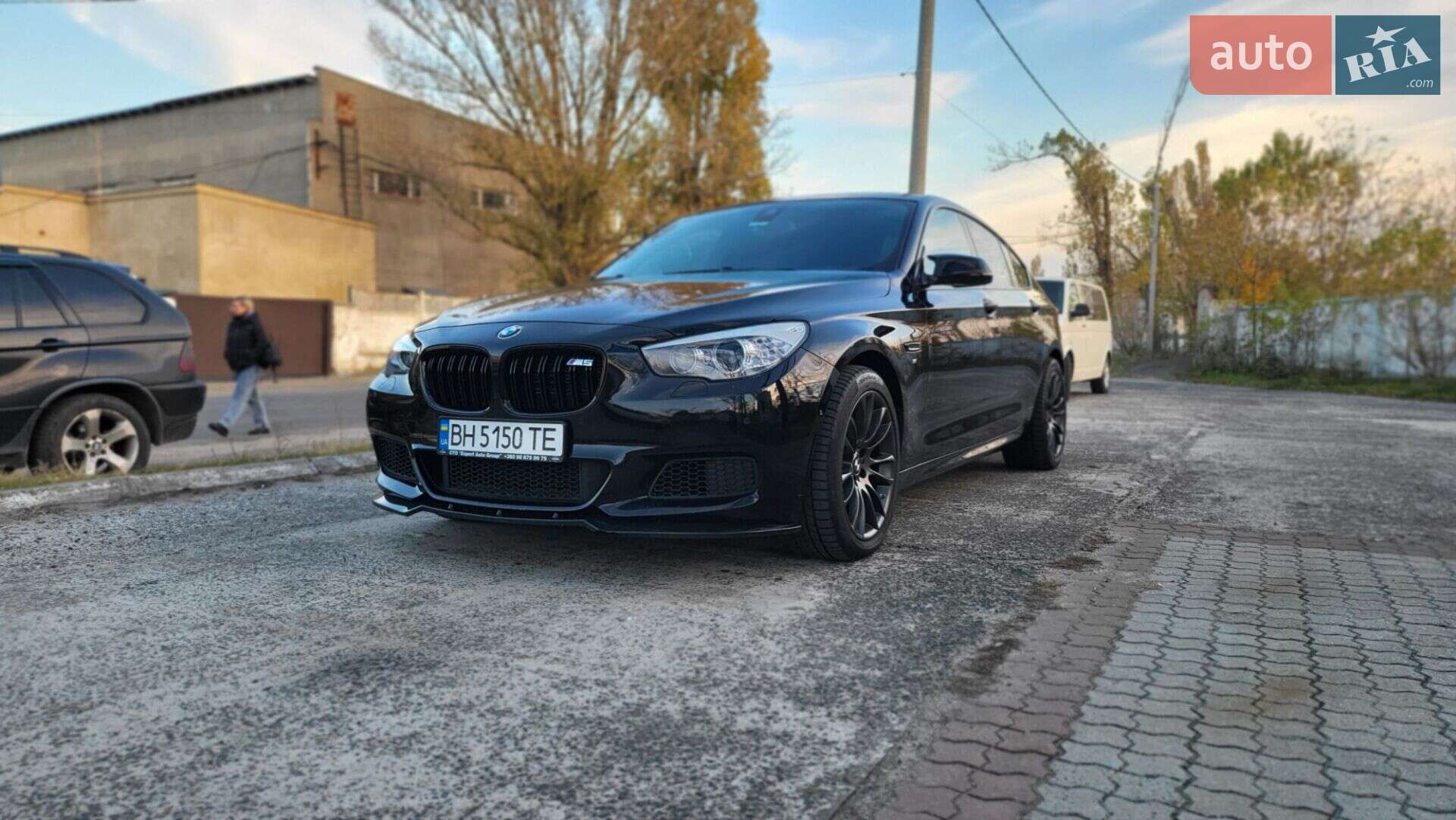 BMW 5 Series GT 2015 VIN WBA5M0C5XGD085169 фото оголошення 3 з 56