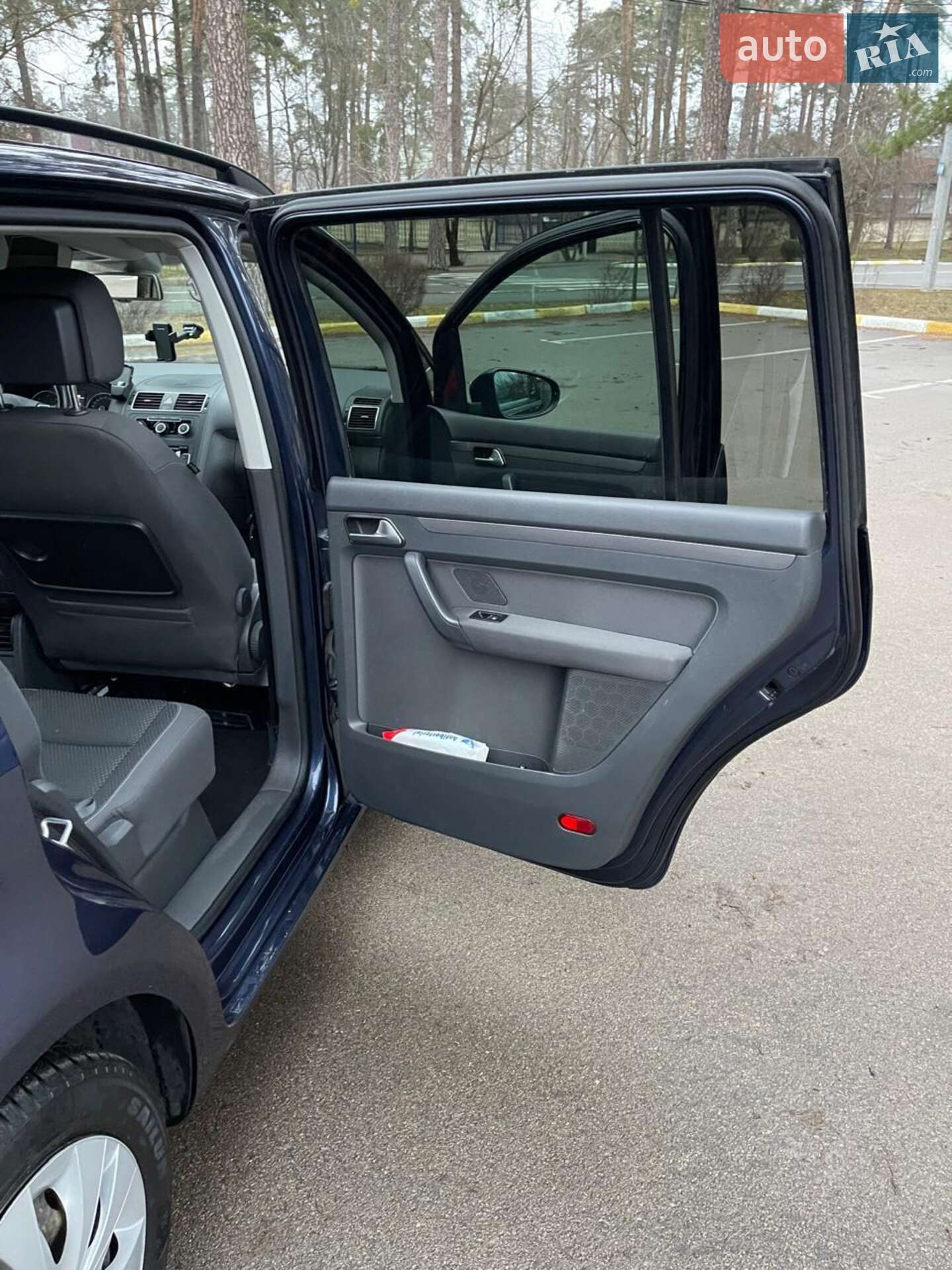 Volkswagen Touran 2015 VIN WVGZZZ1TZFW066796 фото оголошення 4 з 8