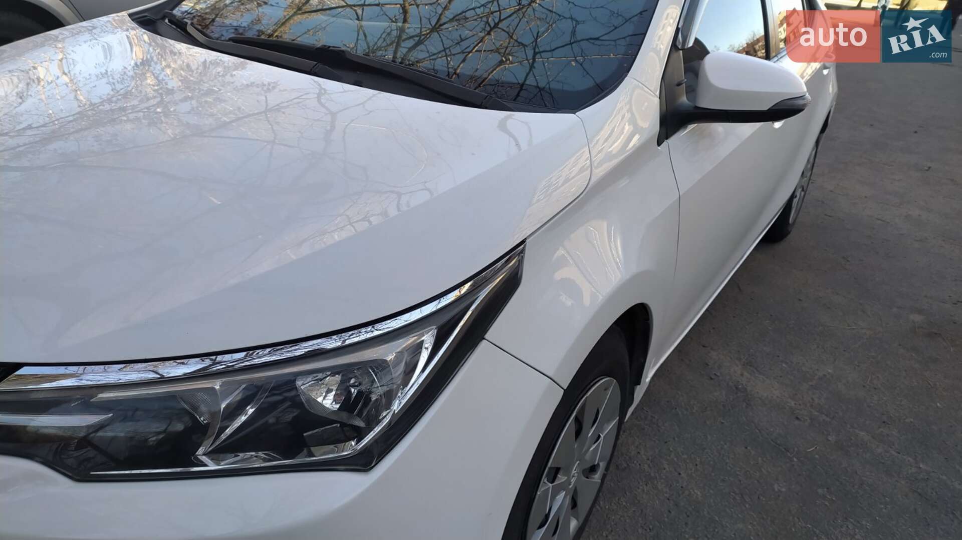 Toyota Corolla 2018 VIN NMTBT9JE20R056080 фото оголошення 2 з 13