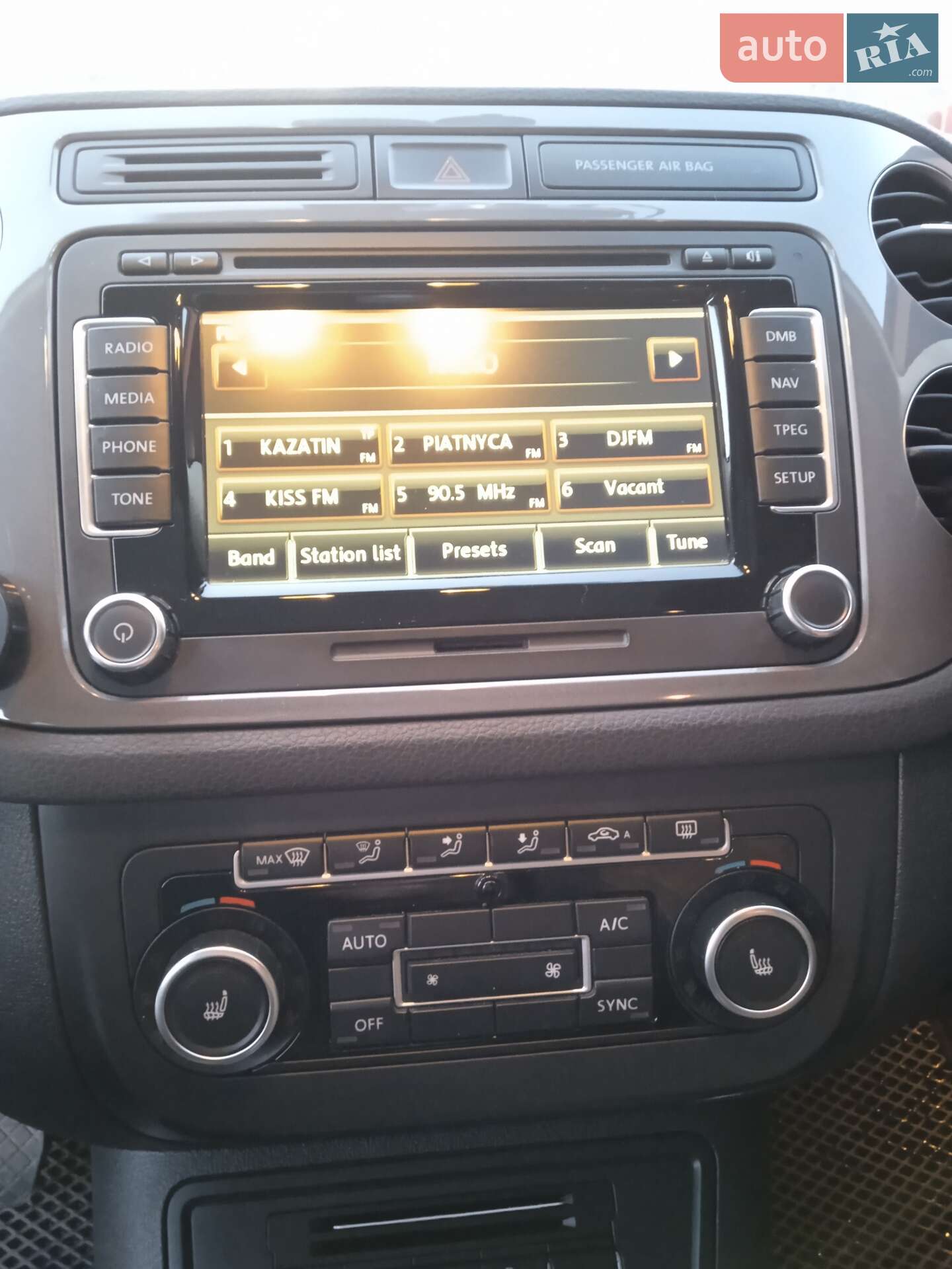 Volkswagen Tiguan 2014 VIN WVGZZZ5NZEW575541 фото оголошення 8 з 30