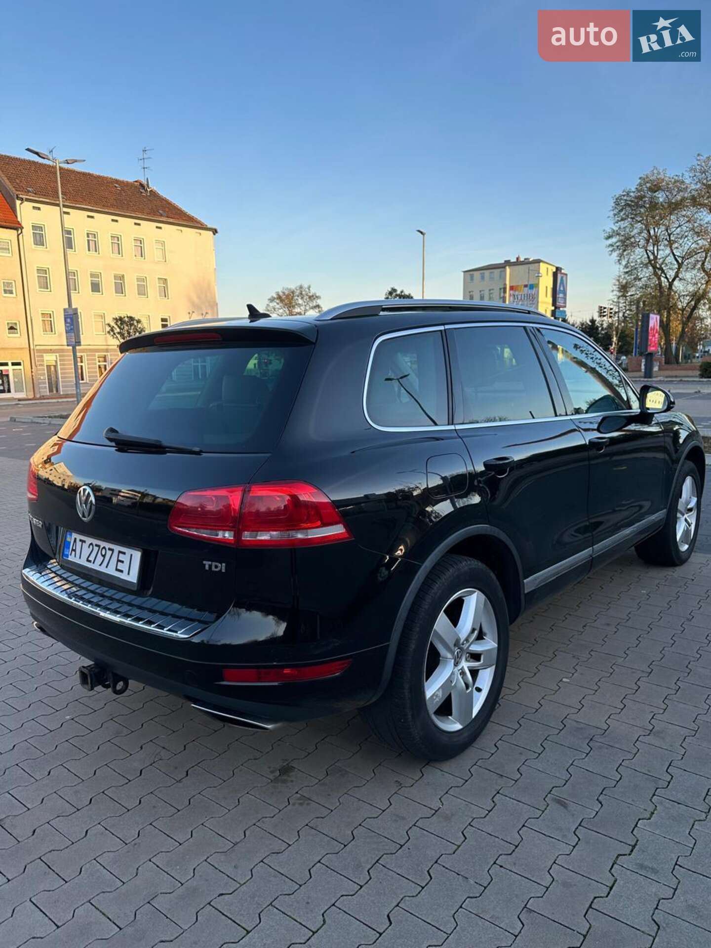 Volkswagen Touareg 2011 VIN WVGFK9BP0BD004043 фото оголошення 11 з 15