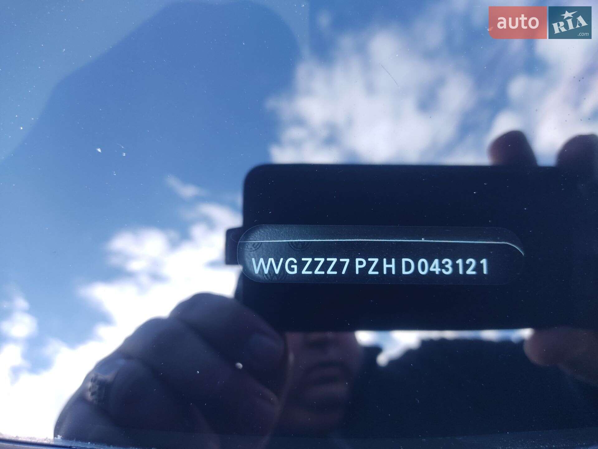 Volkswagen Touareg 2017 VIN WVGZZZ7PZHD043121 фото оголошення 30 з 31