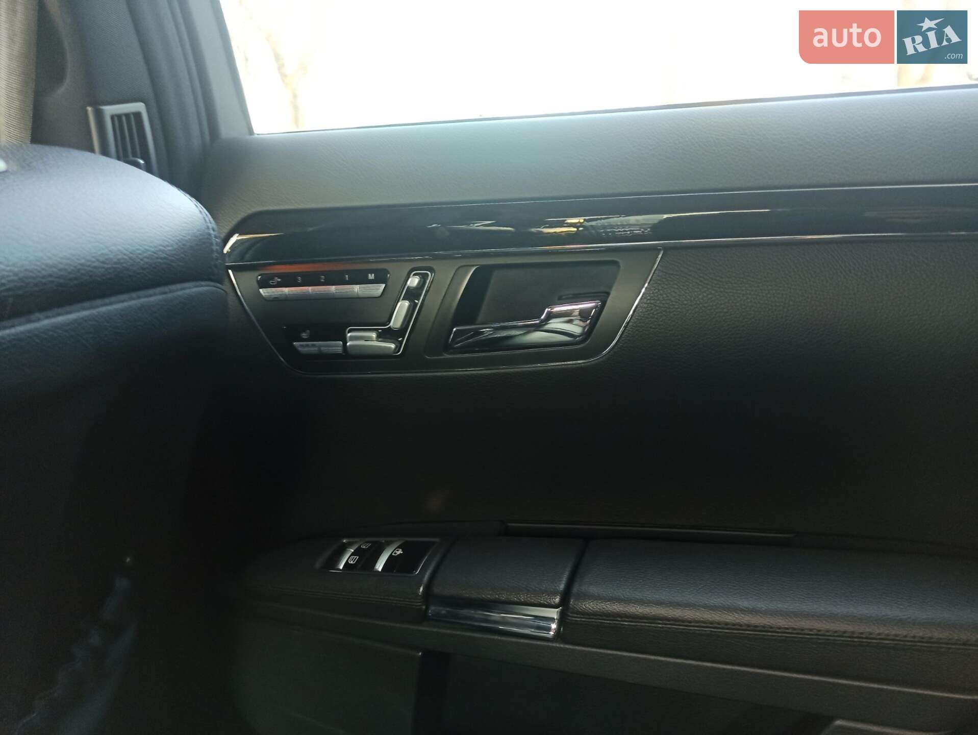 Mercedes-Benz S-Class 2010 VIN WDD2210801A348672 фото оголошення 9 з 16