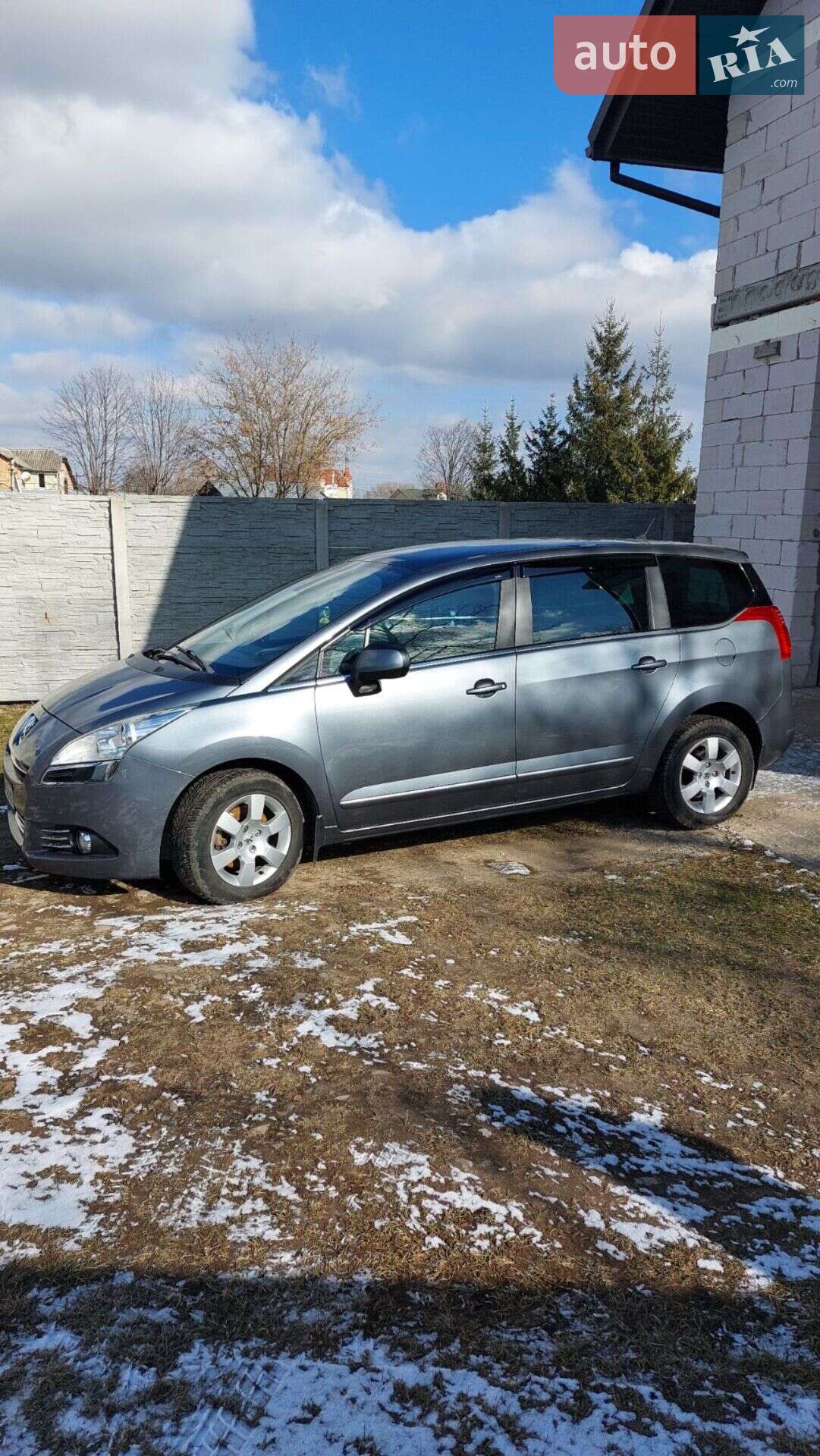 Peugeot 5008 2011 VIN VF30ARHE8BS242844 фото оголошення 7 з 15