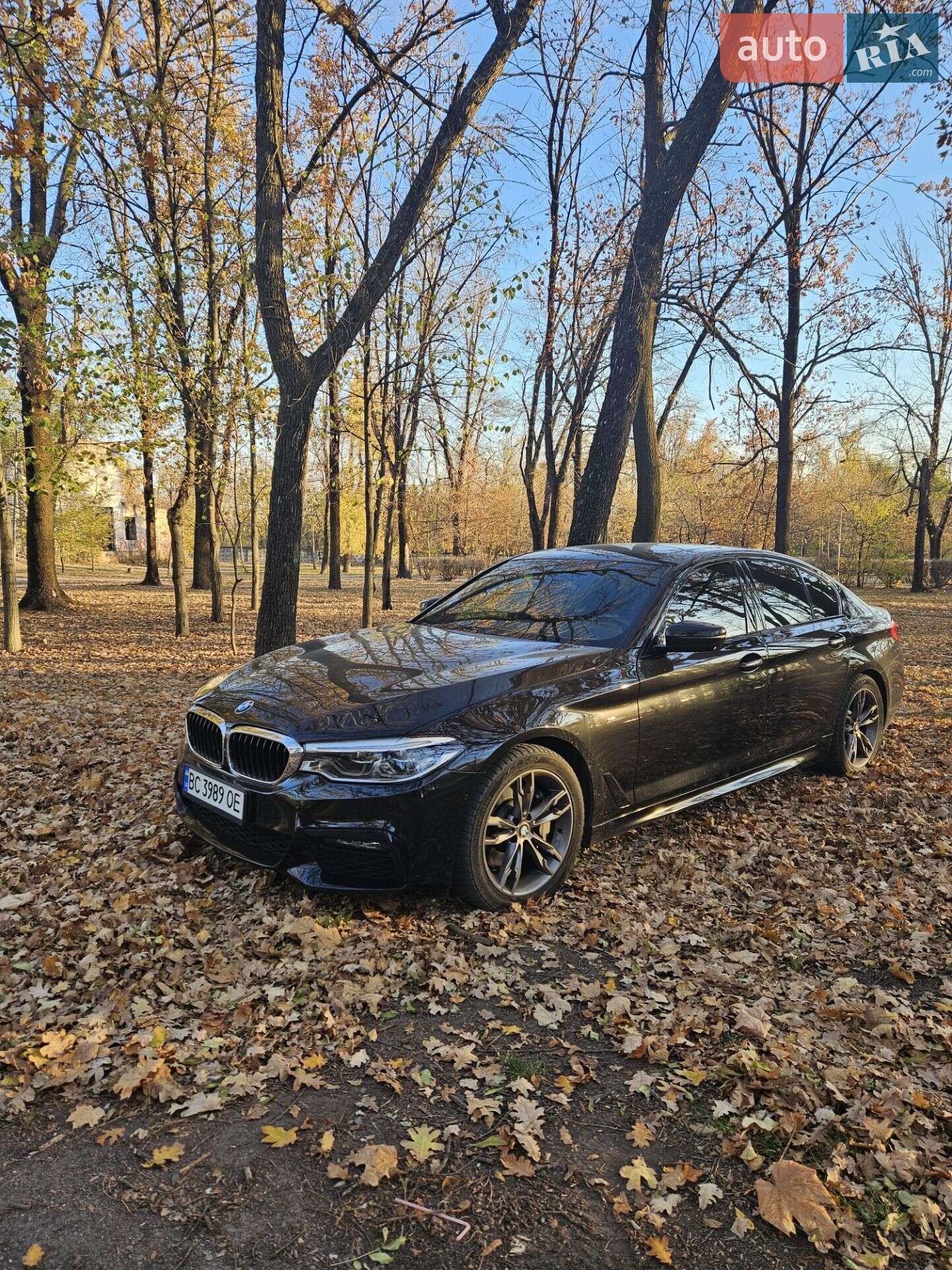 BMW 5 Series 2018 VIN WBAJD1C5XJG474999 фото оголошення 5 з 19