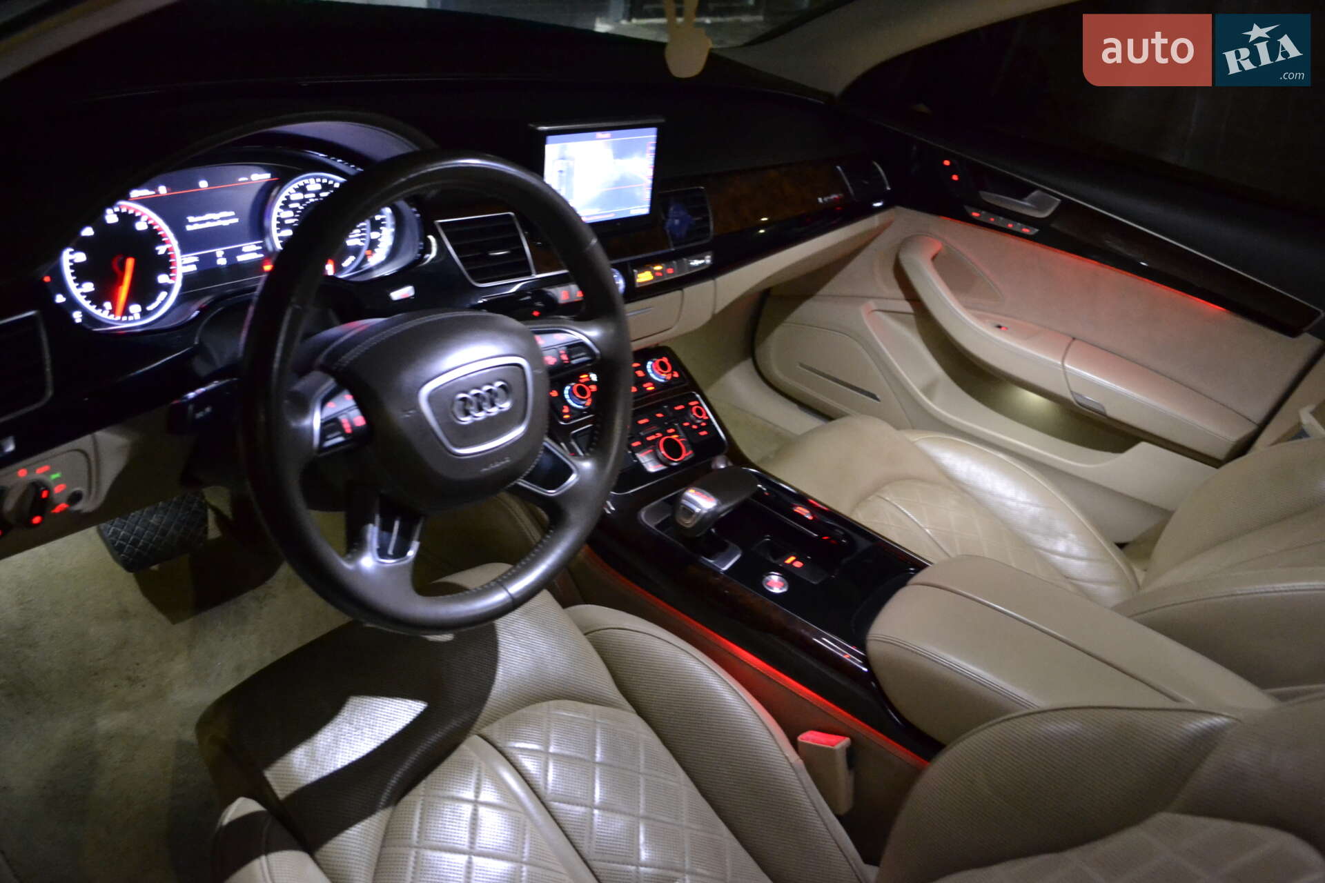 Audi A8 2013 VIN WAUR2AFD6DN026576 фото оголошення 29 з 38