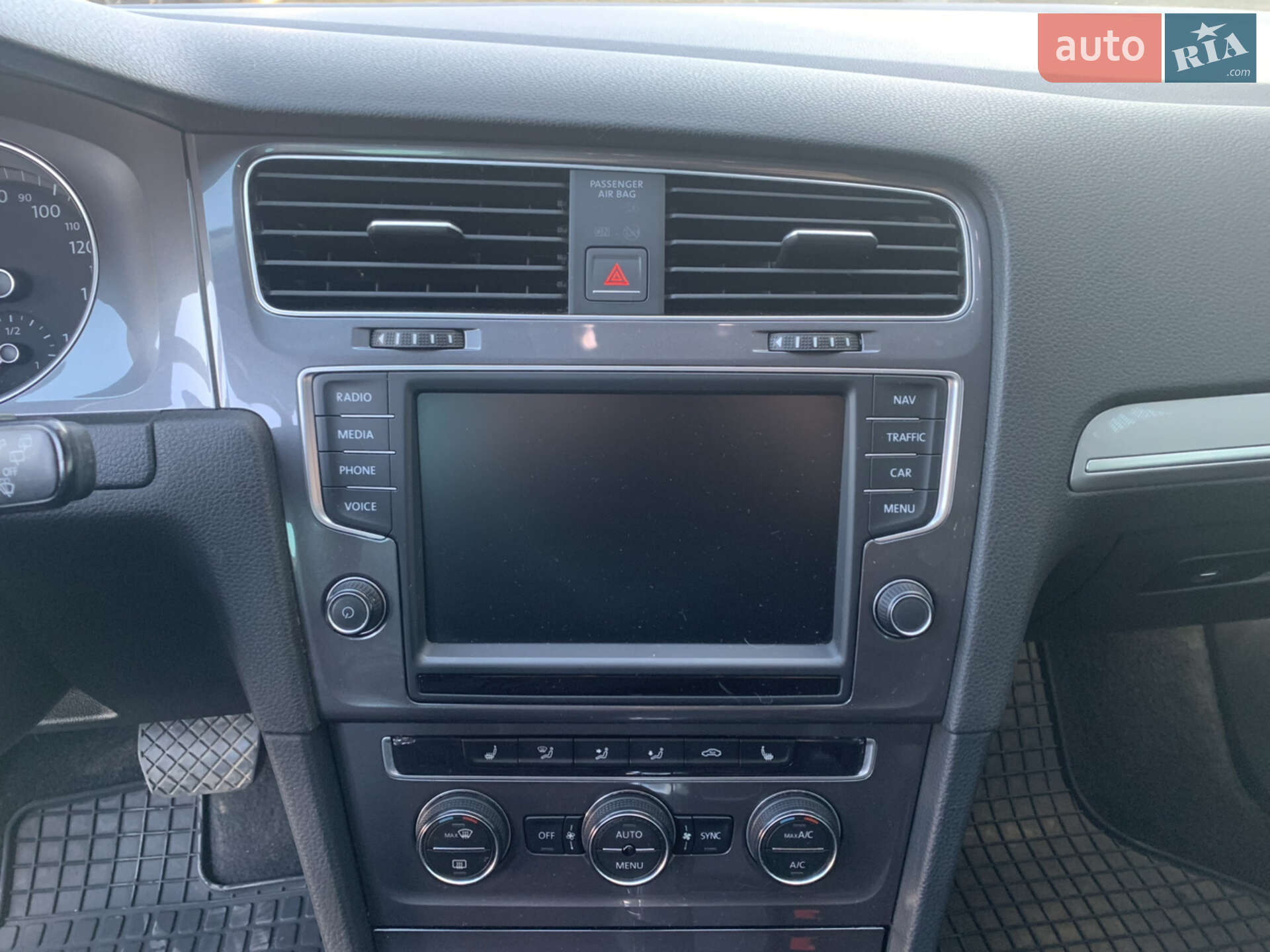 Volkswagen e-Golf 2014 VIN WVWZZZAUZFW905813 фото оголошення 6 з 42