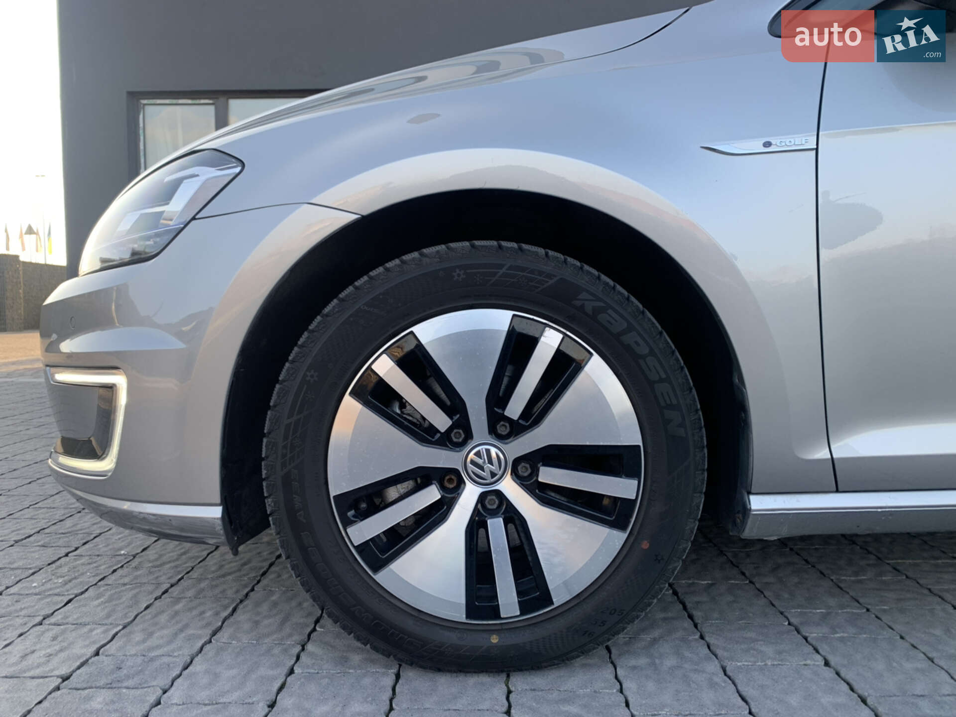 Volkswagen e-Golf 2014 VIN WVWZZZAUZFW905813 фото оголошення 20 з 42
