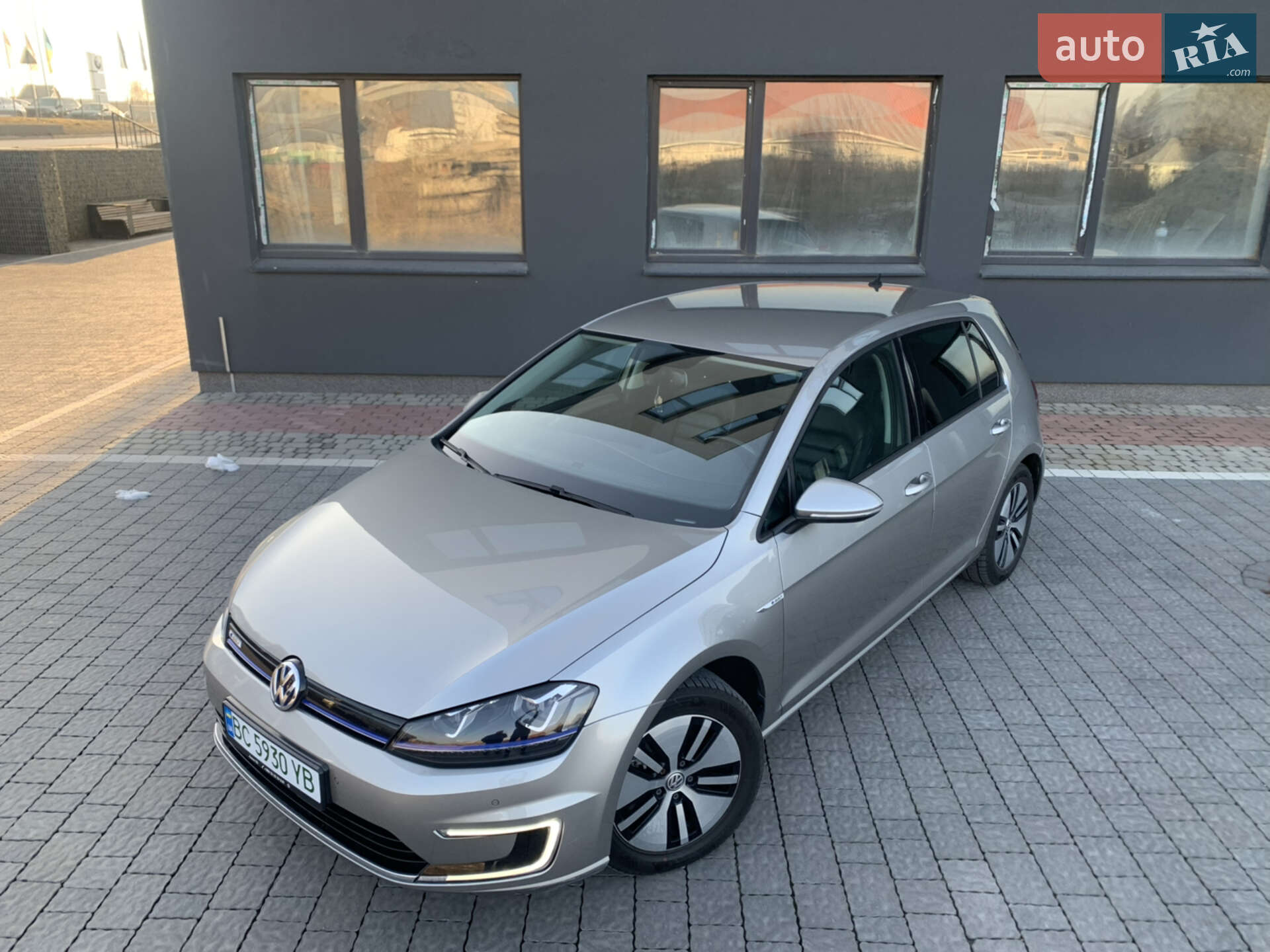 Volkswagen e-Golf 2014 VIN WVWZZZAUZFW905813 фото оголошення 21 з 42