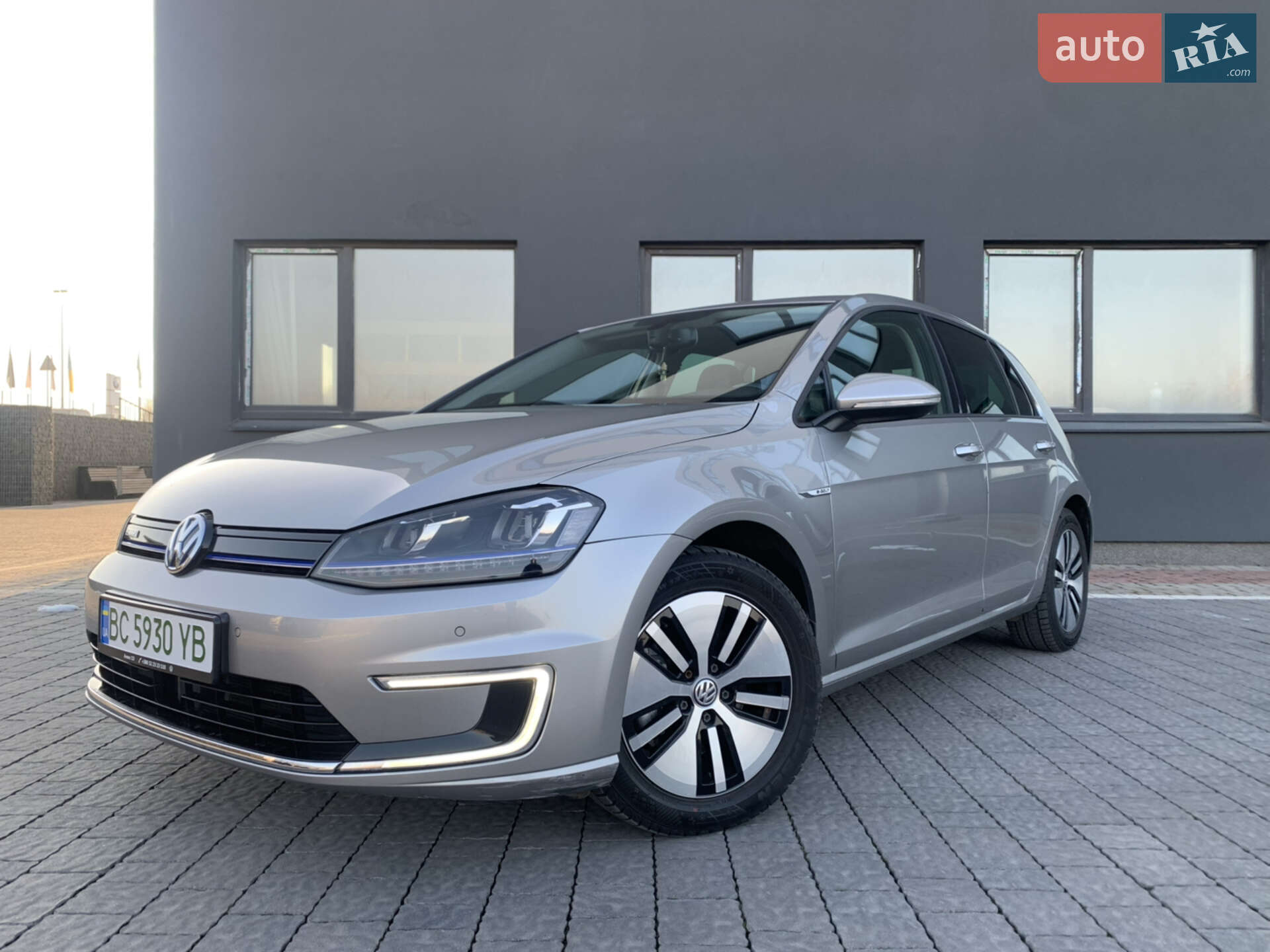 Volkswagen e-Golf 2014 VIN WVWZZZAUZFW905813 фото оголошення 23 з 42