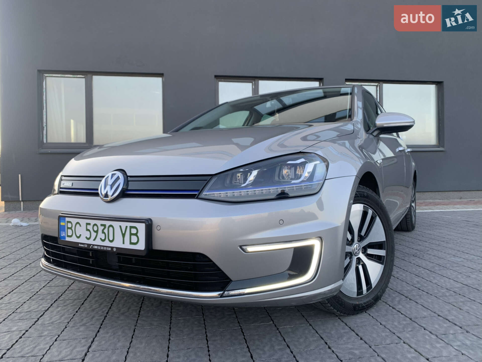 Volkswagen e-Golf 2014 VIN WVWZZZAUZFW905813 фото оголошення 42 з 42