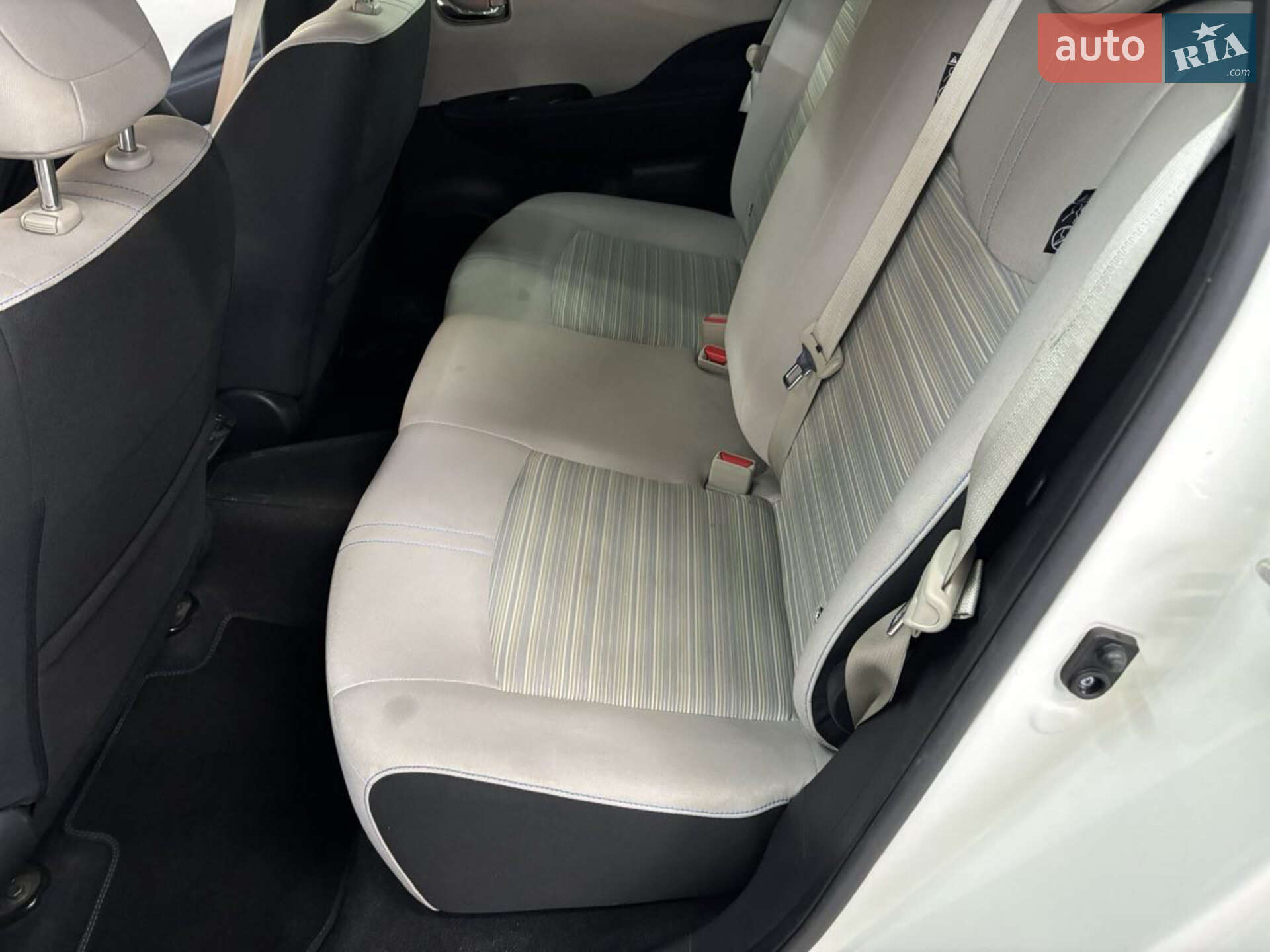 Nissan Leaf 2021 VIN SJNFAAZE1U0130271 фото оголошення 14 з 25