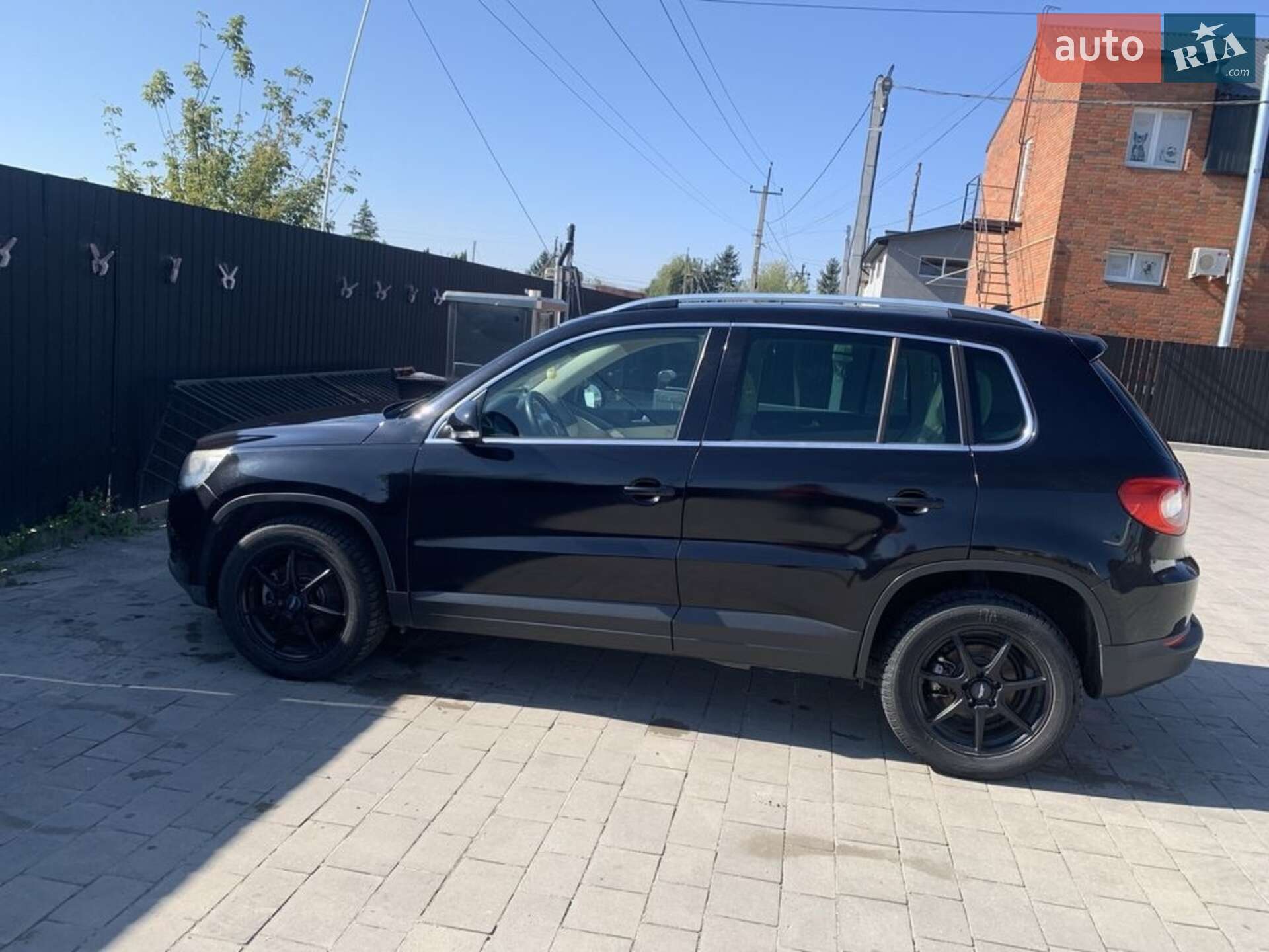 Volkswagen Tiguan 2008 VIN WVGAV75N69W004482 фото оголошення 3 з 6