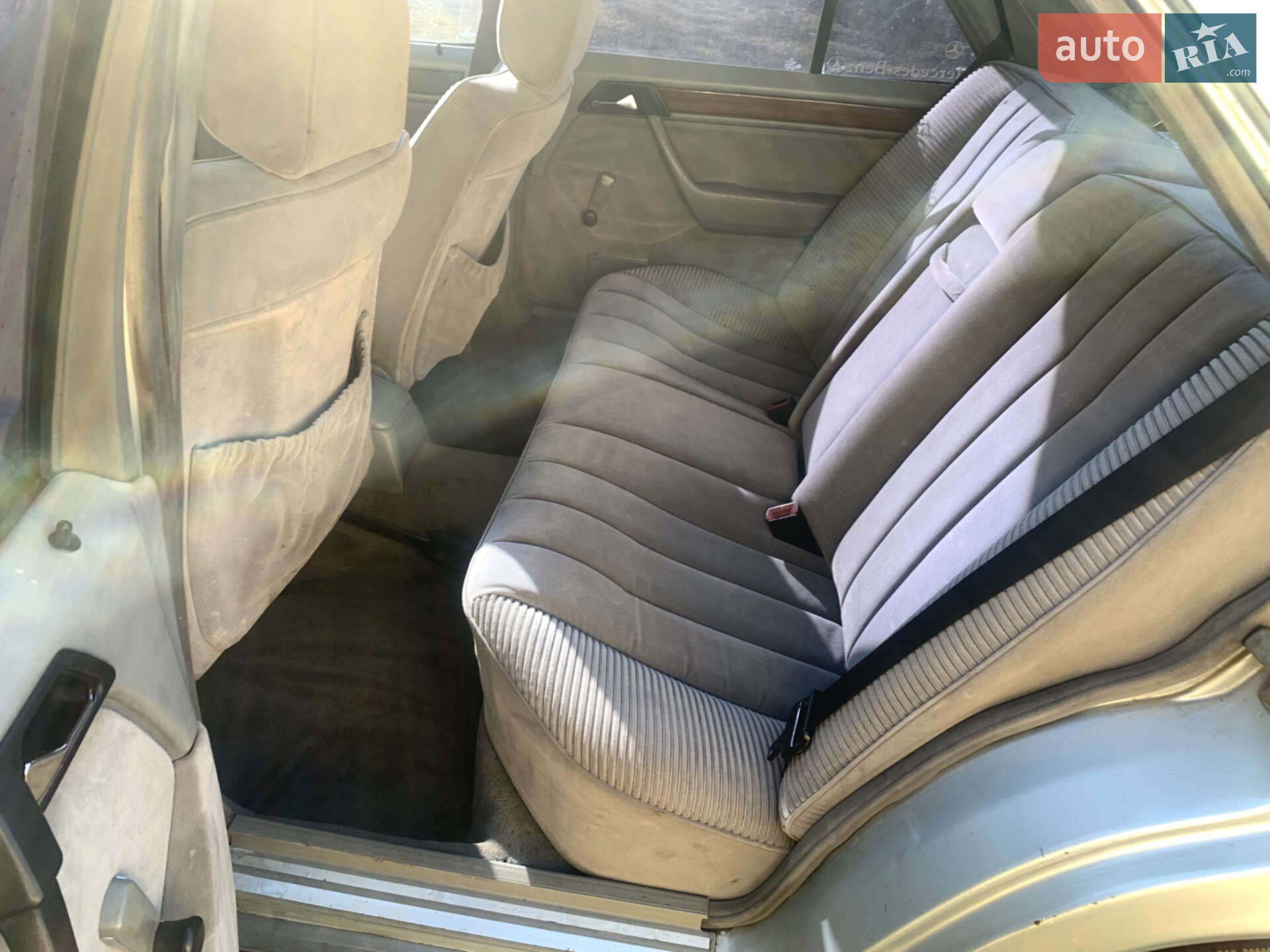 Mercedes-Benz E-Class 1991 VIN WDB1241251B393006 фото оголошення 11 з 19