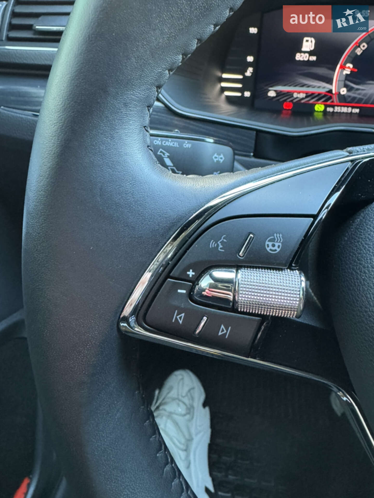 Skoda Superb 2022 VIN TMBAR8NP7NB300113 фото оголошення 24 з 29