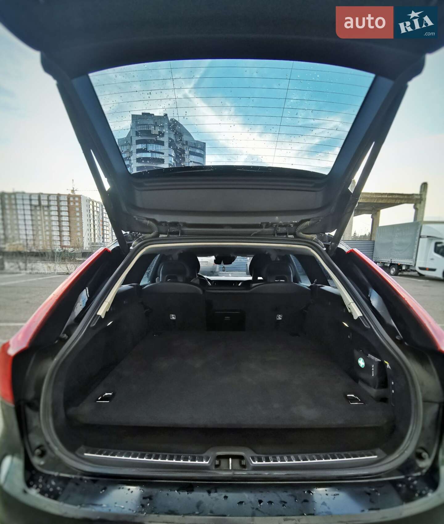 Volvo V90 2017 VIN YV1PW10BDJ1038234 фото оголошення 16 з 18