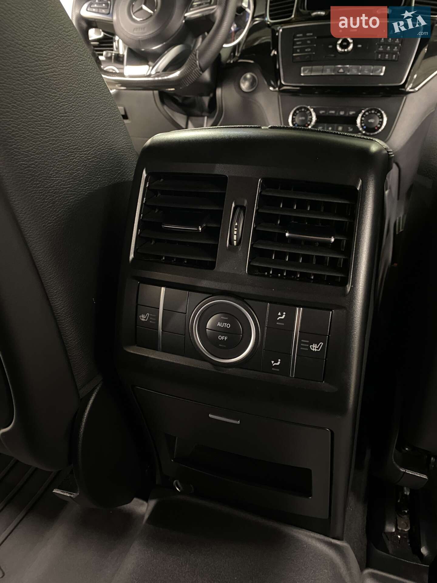 Mercedes-Benz GLE-Class 2015 VIN WDC2923561A023261 фото оголошення 18 з 38