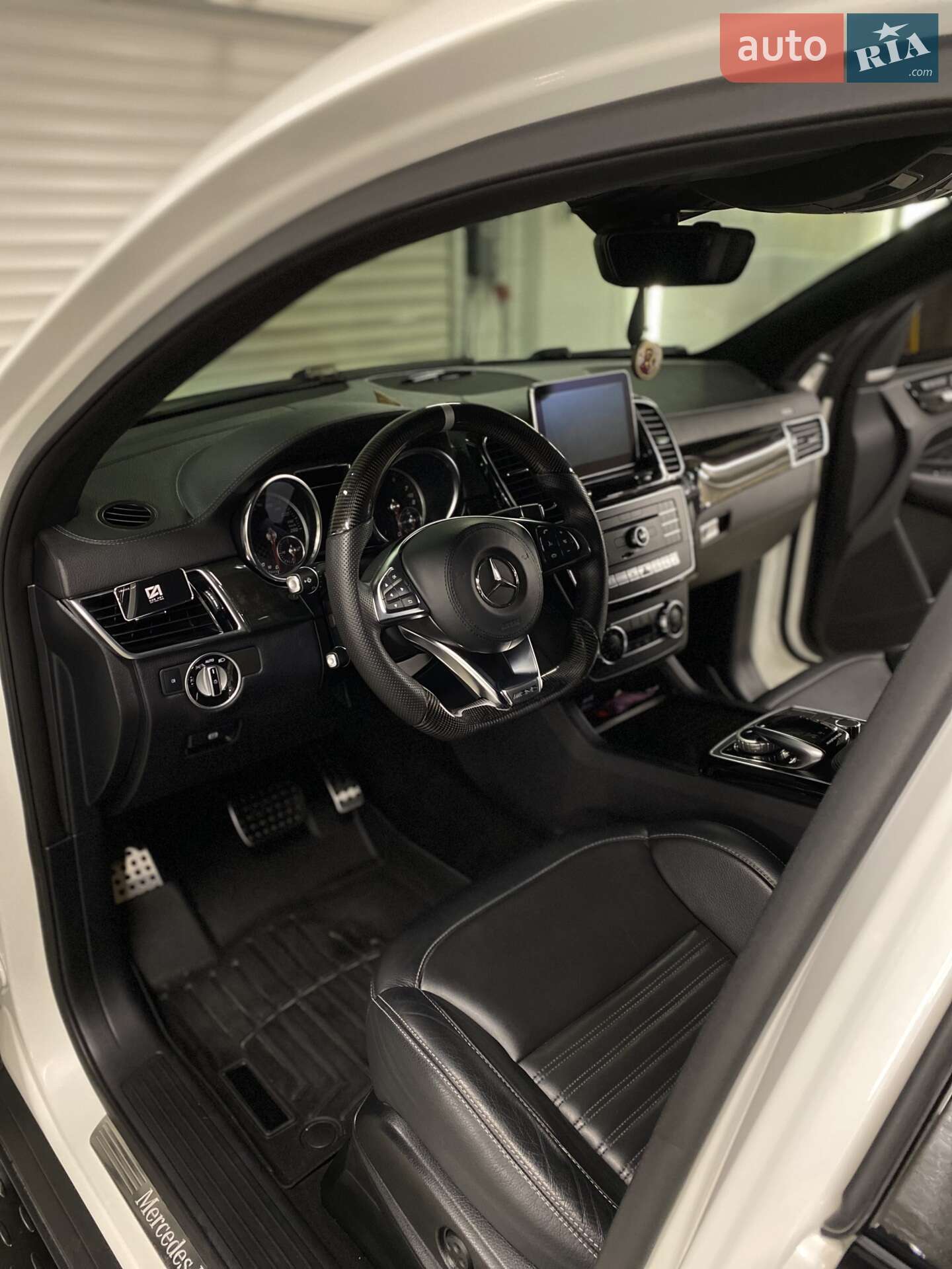 Mercedes-Benz GLE-Class 2015 VIN WDC2923561A023261 фото оголошення 28 з 38