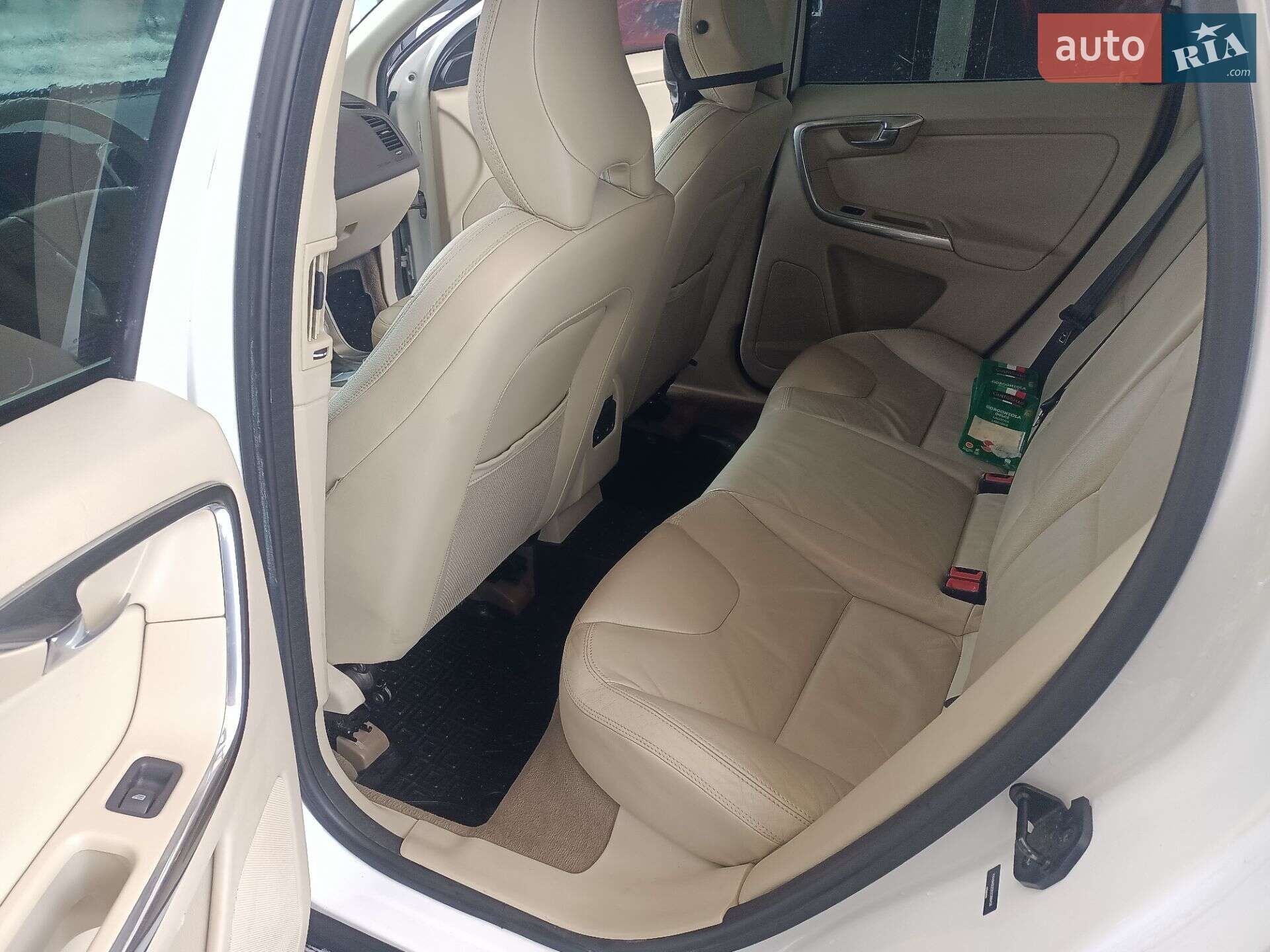 Volvo XC60 2012 VIN YV4940DZ2D2388456 фото оголошення 8 з 15