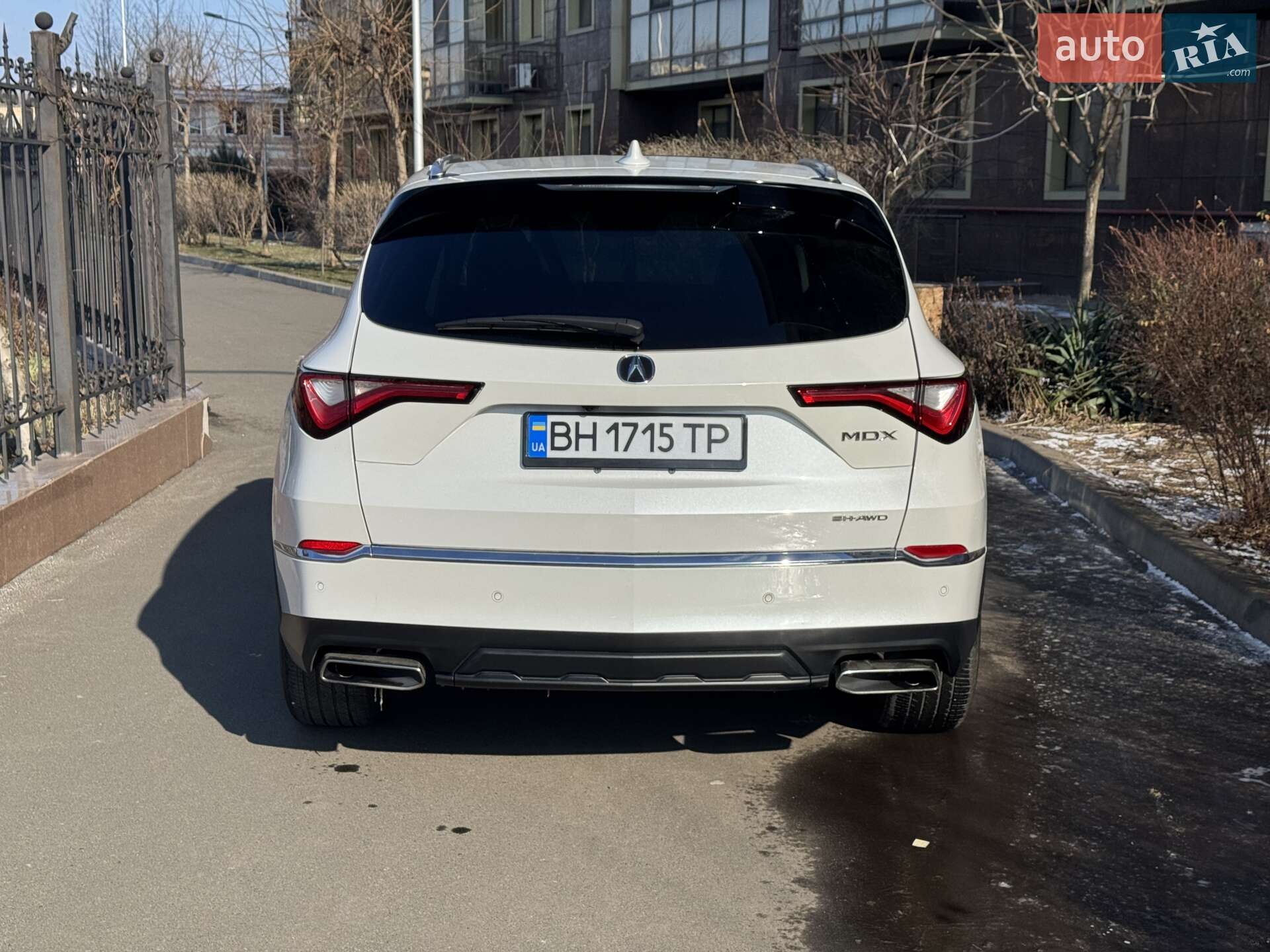 Acura MDX 2022 VIN 5J8YE1H80NL036881 фото оголошення 4 з 20
