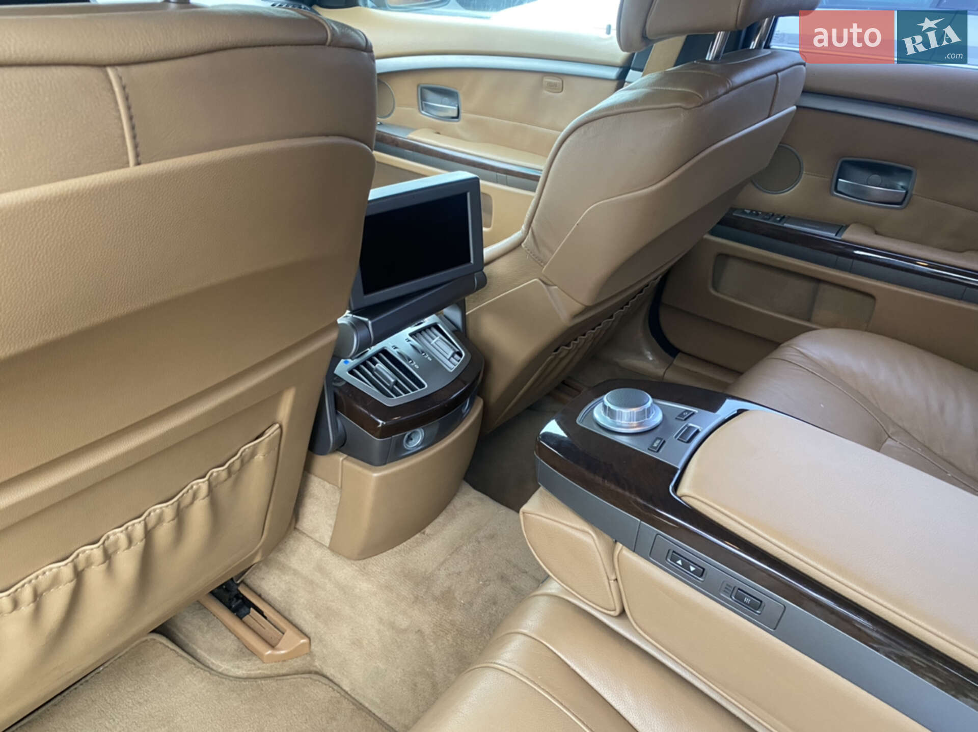 BMW 7 Series 2008 VIN WBAHL61040DN94190 фото оголошення 6 з 17