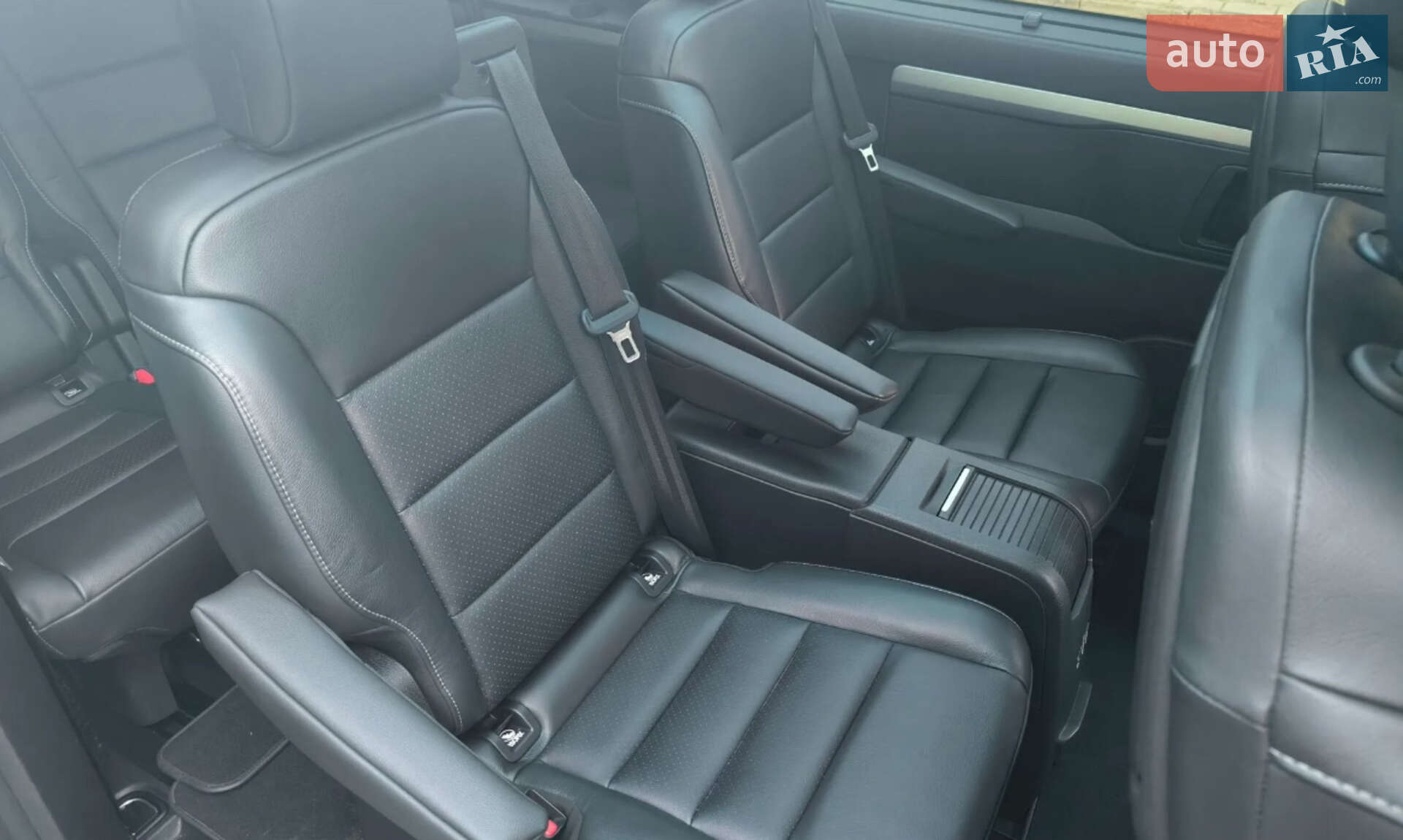 Toyota Proace 2021 VIN YARVEEHZ8GZ003264 фото оголошення 17 з 30