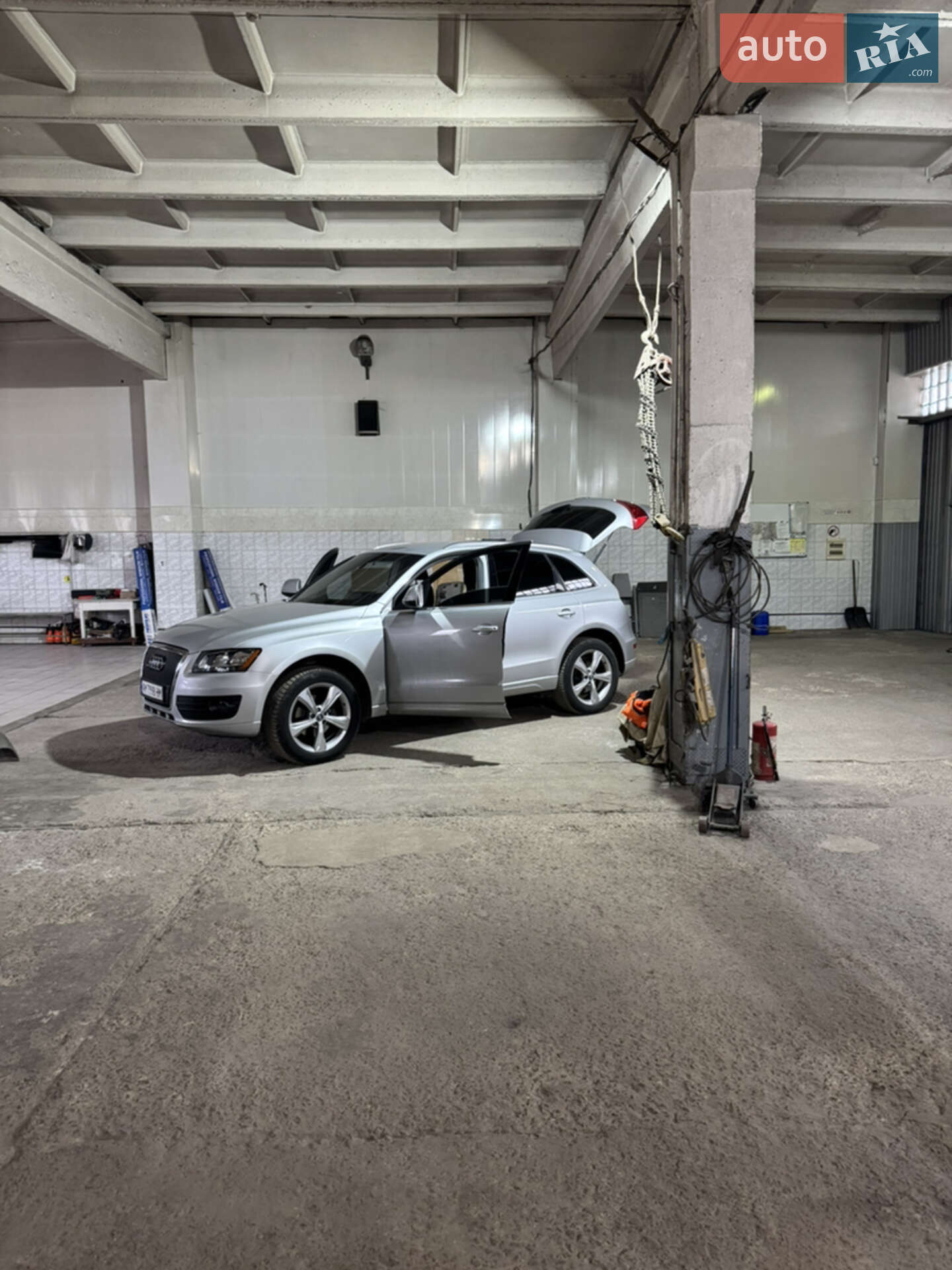 Audi Q5 2011 VIN WA1CFAFP2CA026937 фото оголошення 25 з 26
