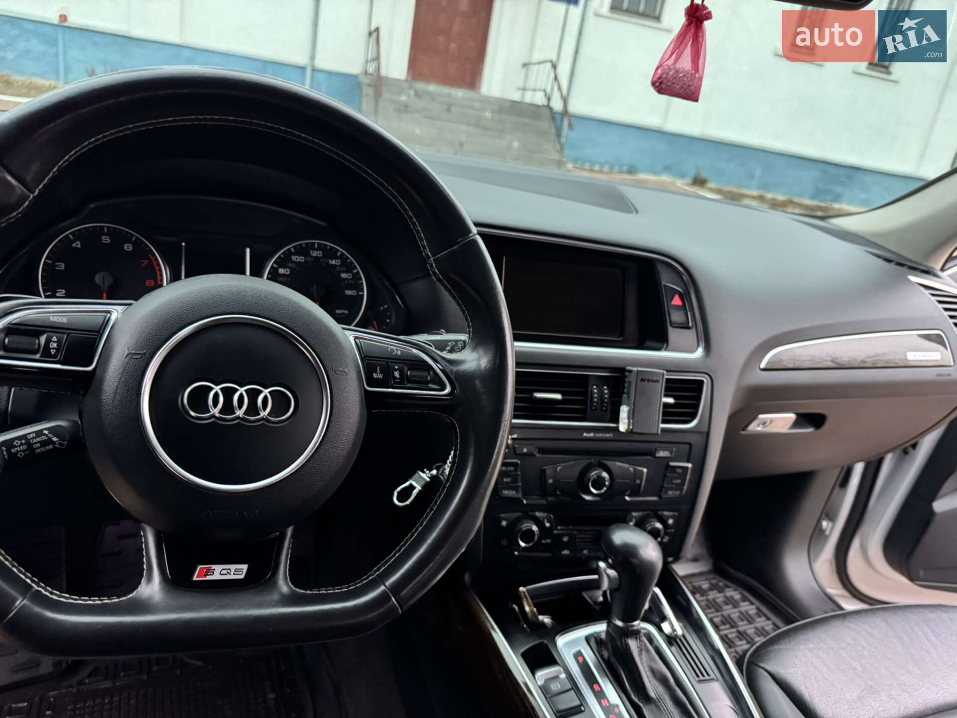 Audi Q5 2011 VIN WA1CFAFP2CA026937 фото оголошення 16 з 35