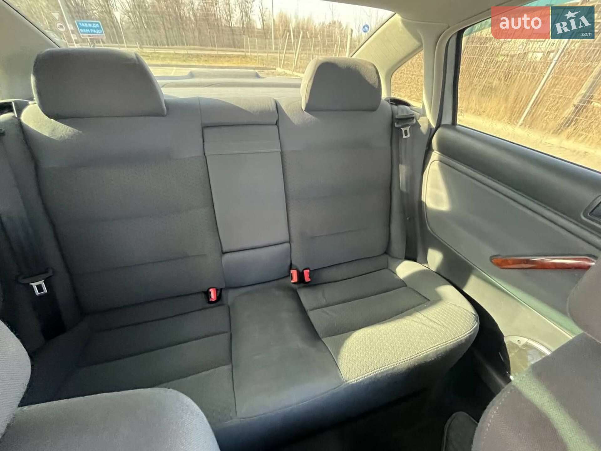 Volkswagen Passat 2006 VIN WVWZZZ3BZ5P056590 фото оголошення 7 з 12