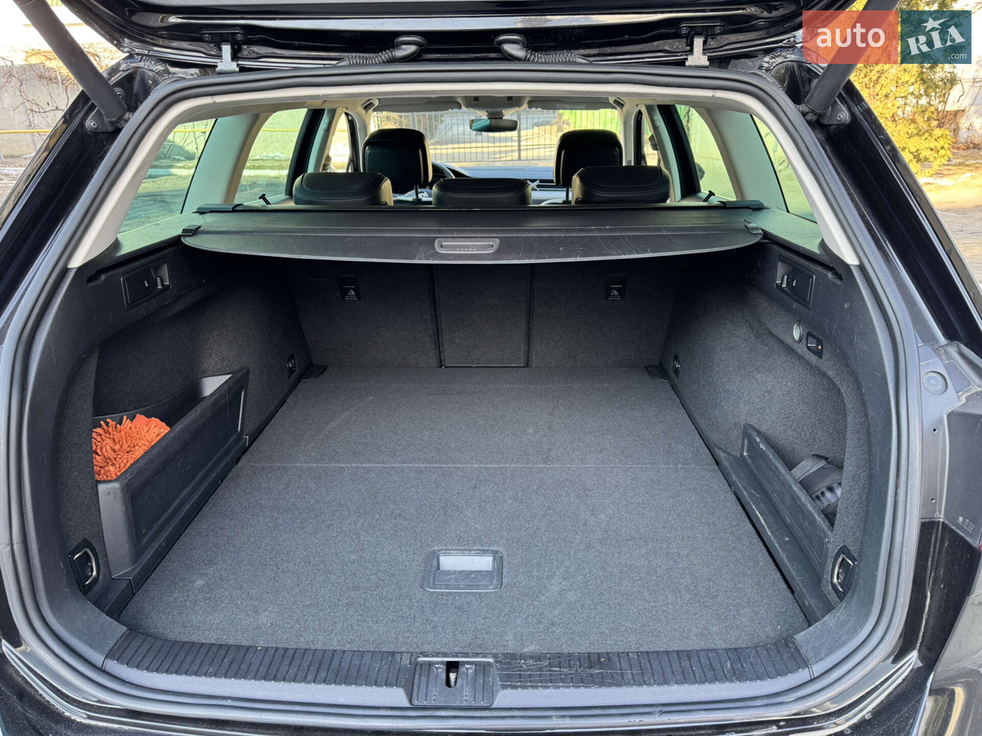 Volkswagen Passat Alltrack 2018 VIN WVWZZZ3CZJE138006 фото оголошення 10 з 46