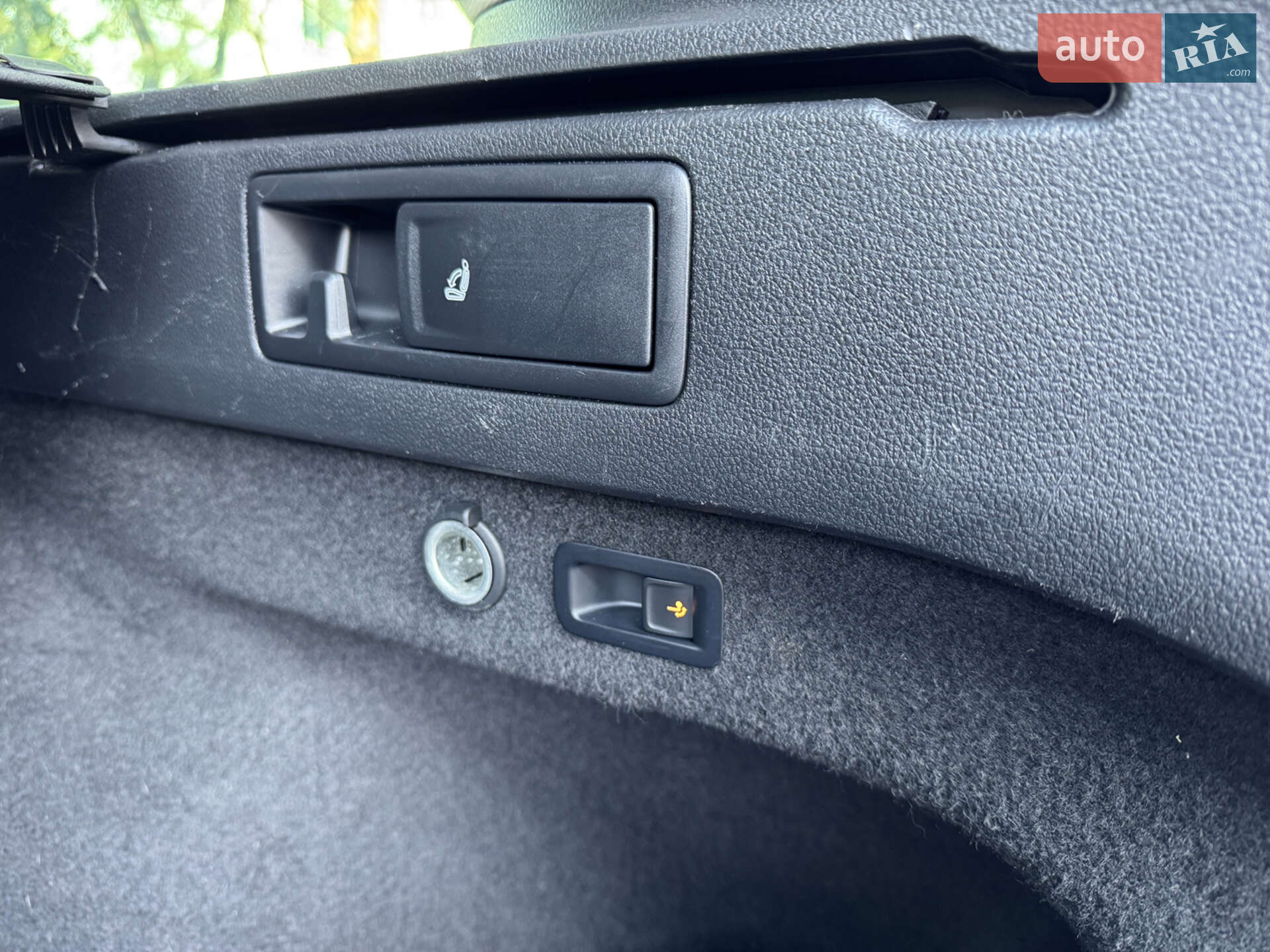 Volkswagen Passat Alltrack 2018 VIN WVWZZZ3CZJE138006 фото оголошення 12 з 46