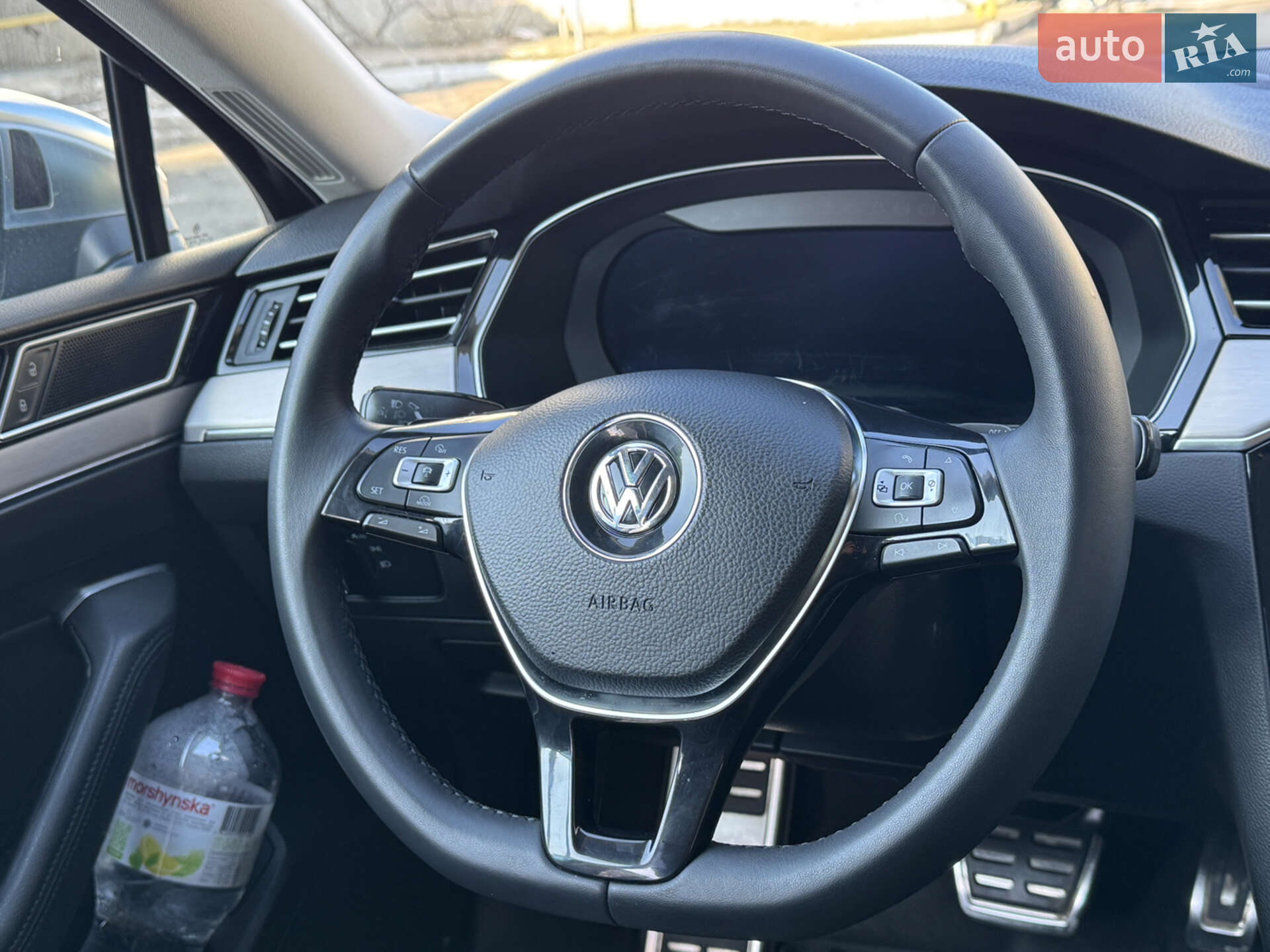 Volkswagen Passat Alltrack 2018 VIN WVWZZZ3CZJE138006 фото оголошення 21 з 46
