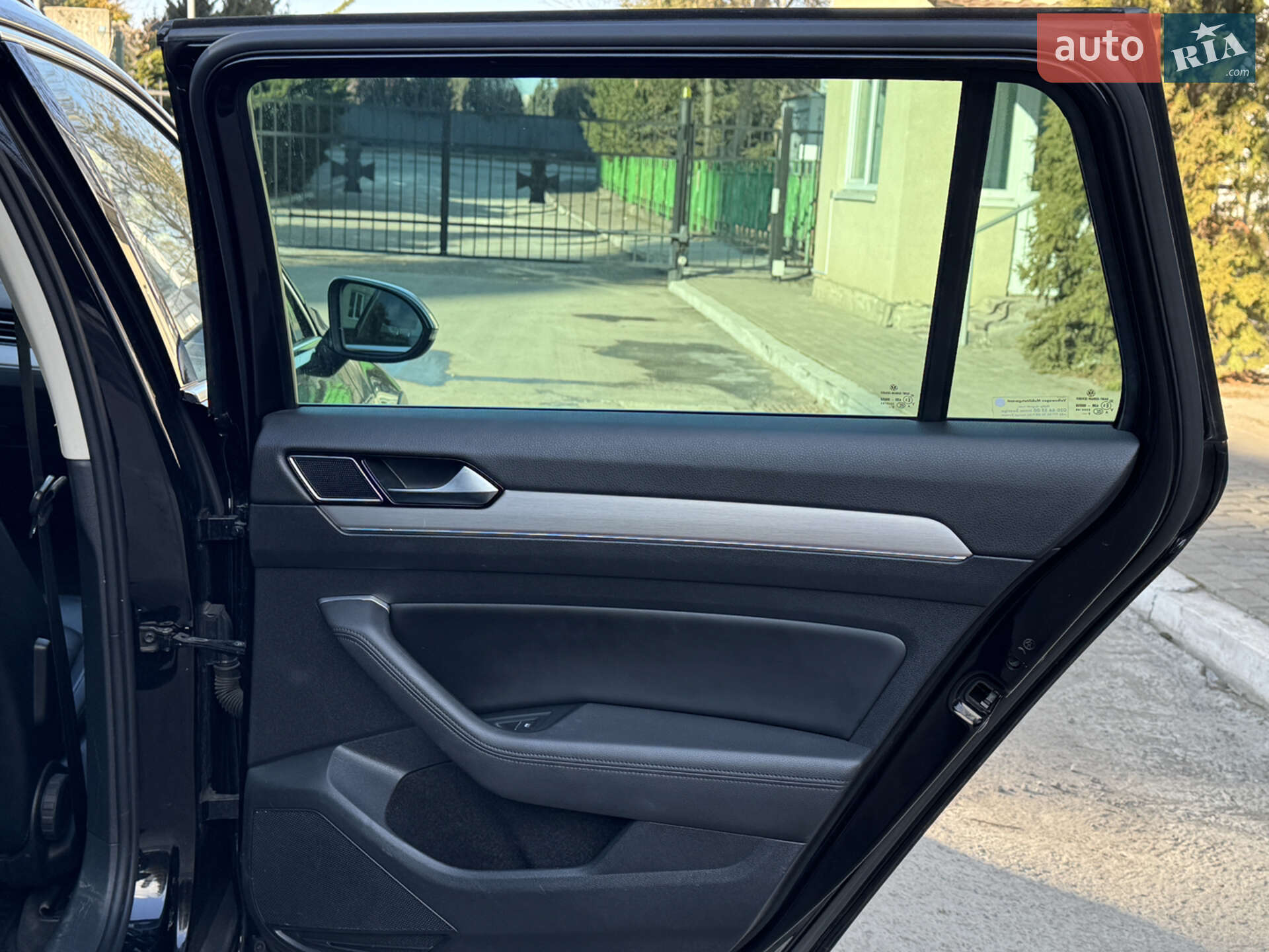 Volkswagen Passat Alltrack 2018 VIN WVWZZZ3CZJE138006 фото оголошення 22 з 46