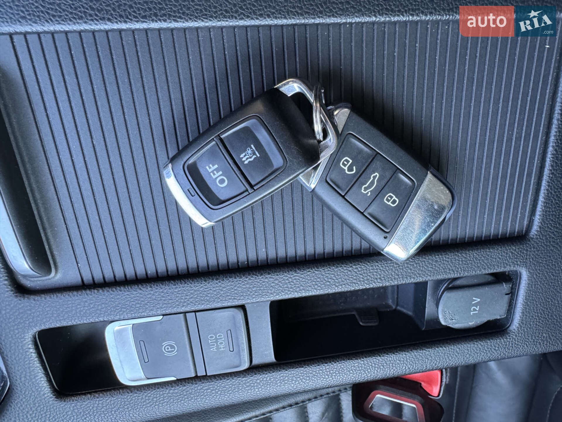 Volkswagen Passat Alltrack 2018 VIN WVWZZZ3CZJE138006 фото оголошення 33 з 46