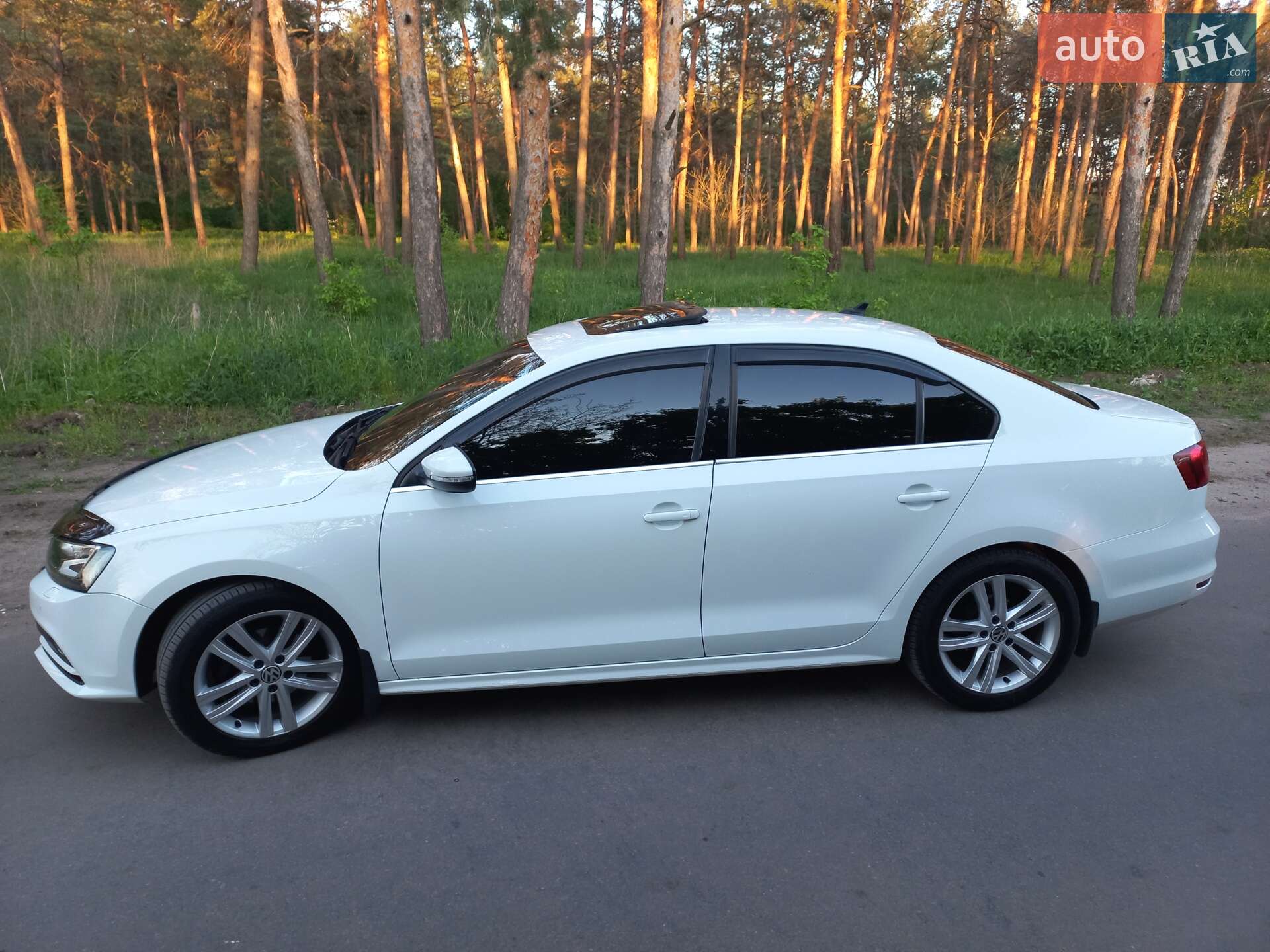 Volkswagen Jetta 2014 VIN WVWZZZ16ZFM011850 фото оголошення 3 з 22
