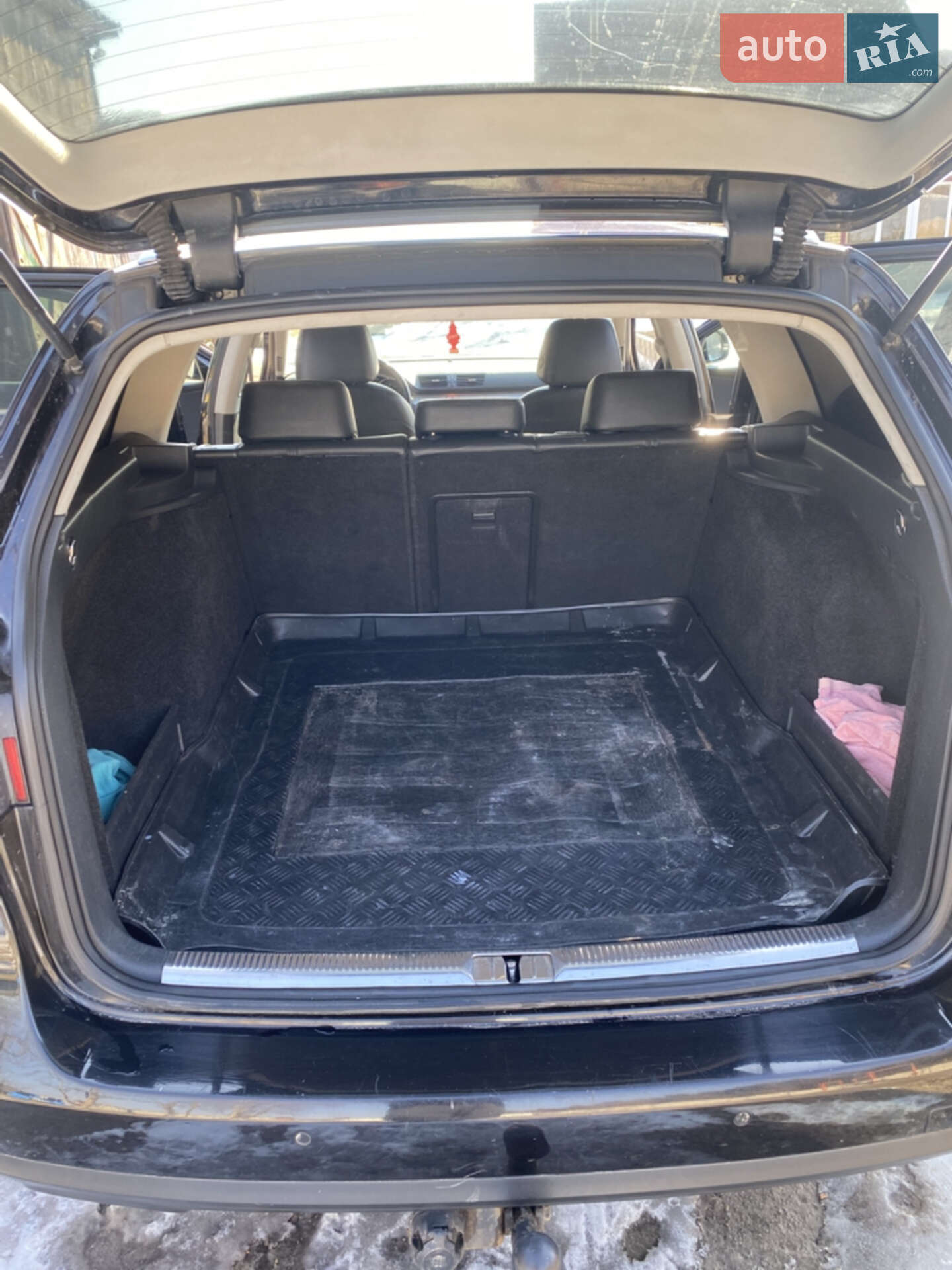 Volkswagen Passat 2009 VIN WVWZZZ3CZ9E099967 фото оголошення 10 з 27