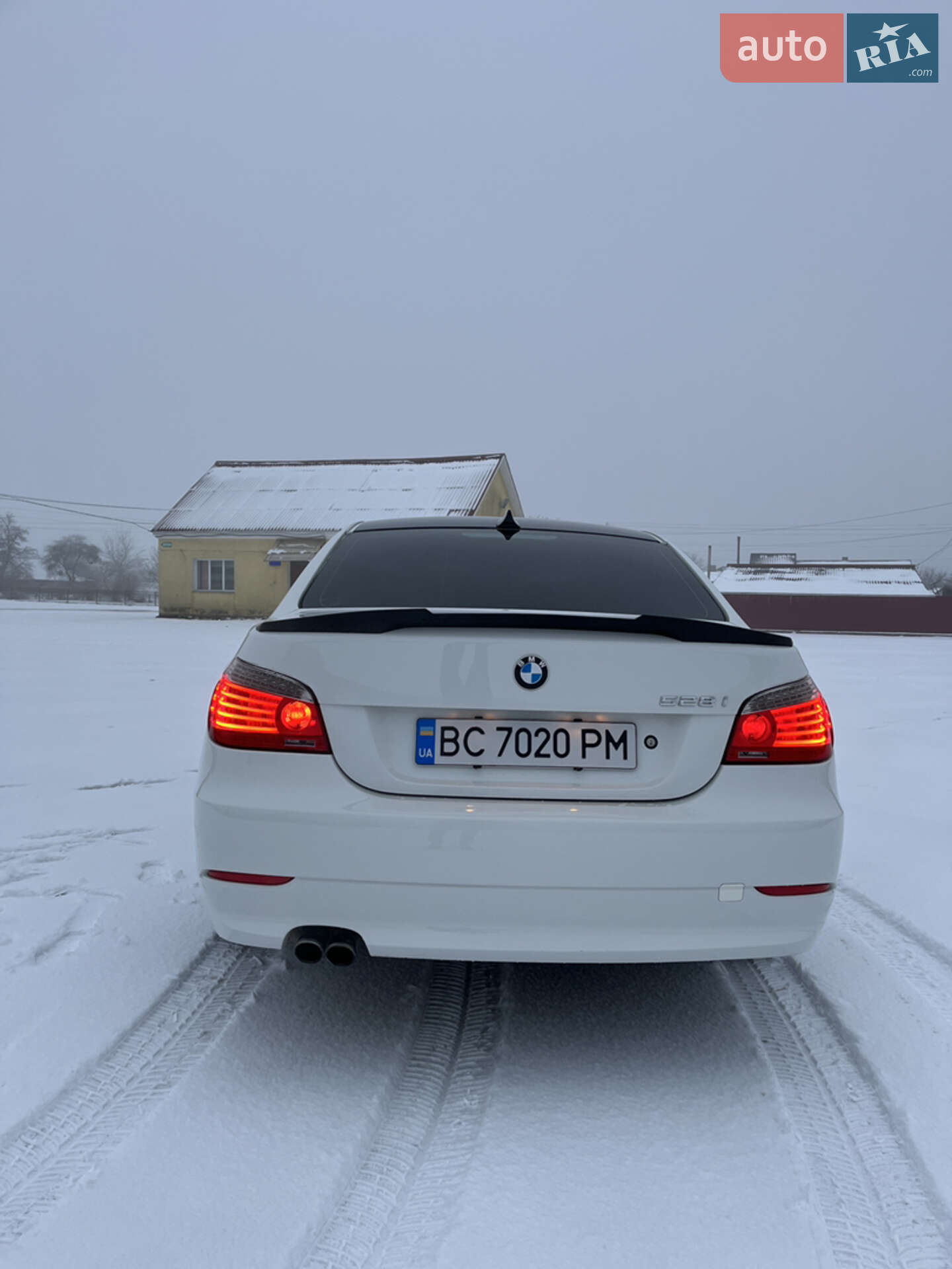 BMW 5 Series 2009 VIN WBANU5C54AC364840 фото оголошення 4 з 15