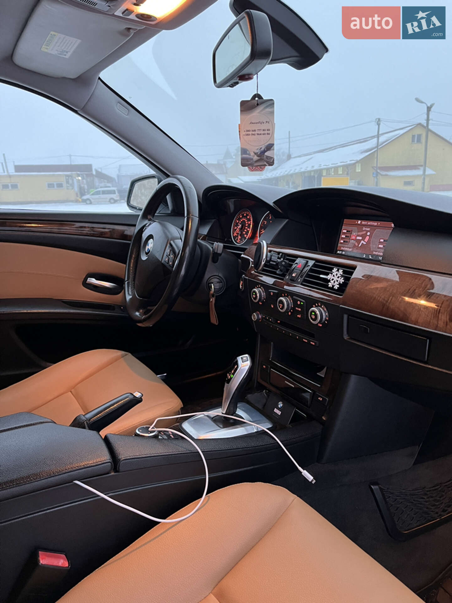 BMW 5 Series 2009 VIN WBANU5C54AC364840 фото оголошення 6 з 15