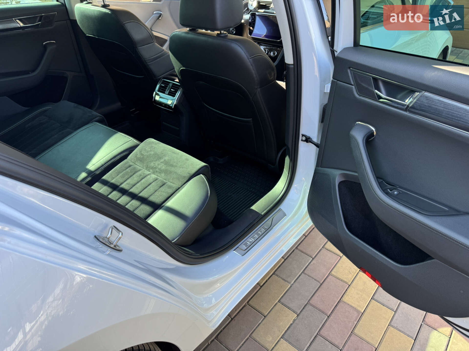 Skoda Superb 2019 VIN TMBLJ9NP9L7009067 фото оголошення 11 з 25