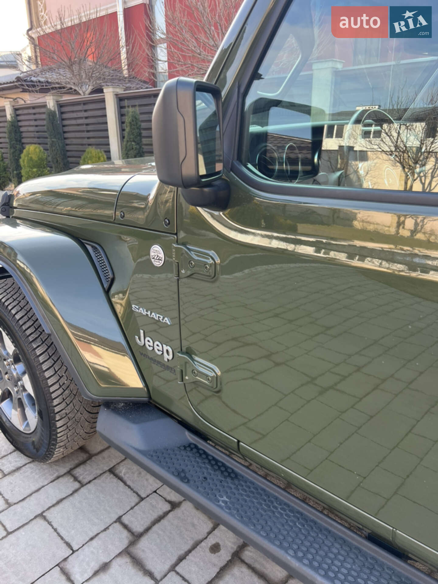 Jeep Wrangler 2021 VIN 1C4HJXEG9NW105638 фото оголошення 2 з 26