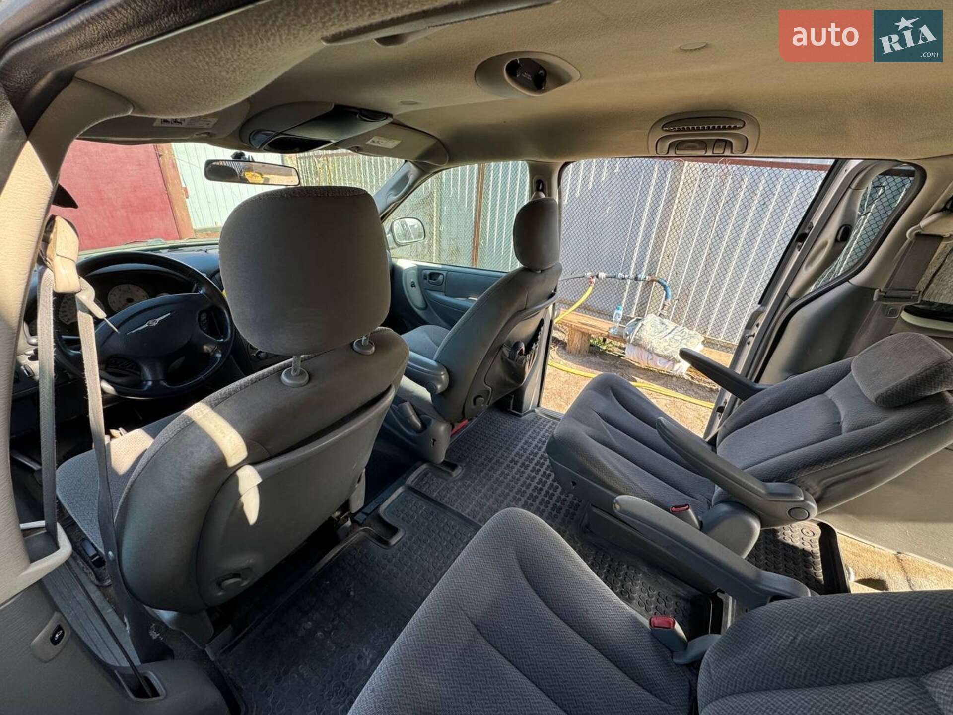 Chrysler Town & Country 2006 VIN 2A4GP54L37R107162 фото оголошення 11 з 17