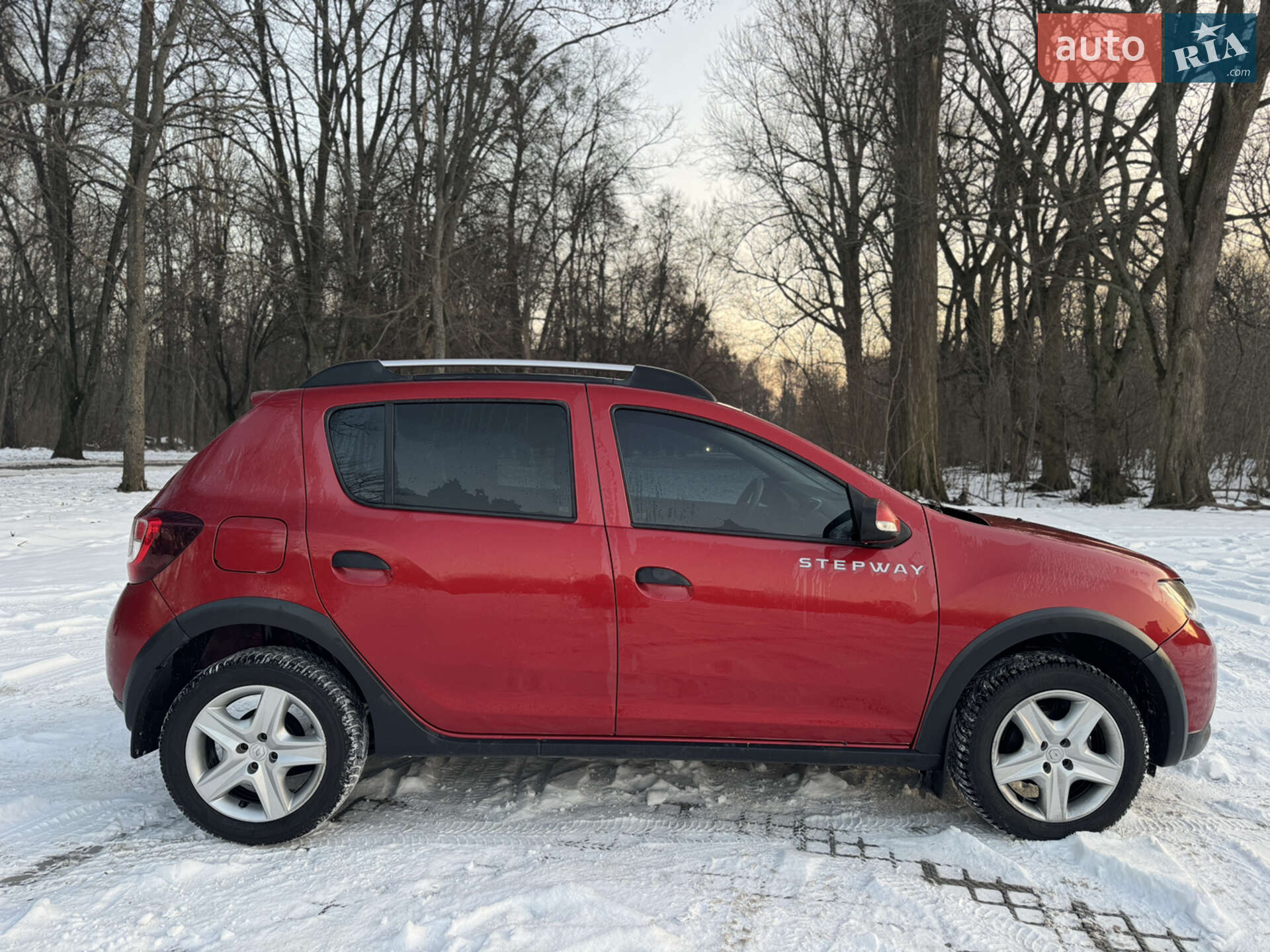 Renault Sandero StepWay 2016 VIN VF15SRA1A56668084 фото оголошення 4 з 11