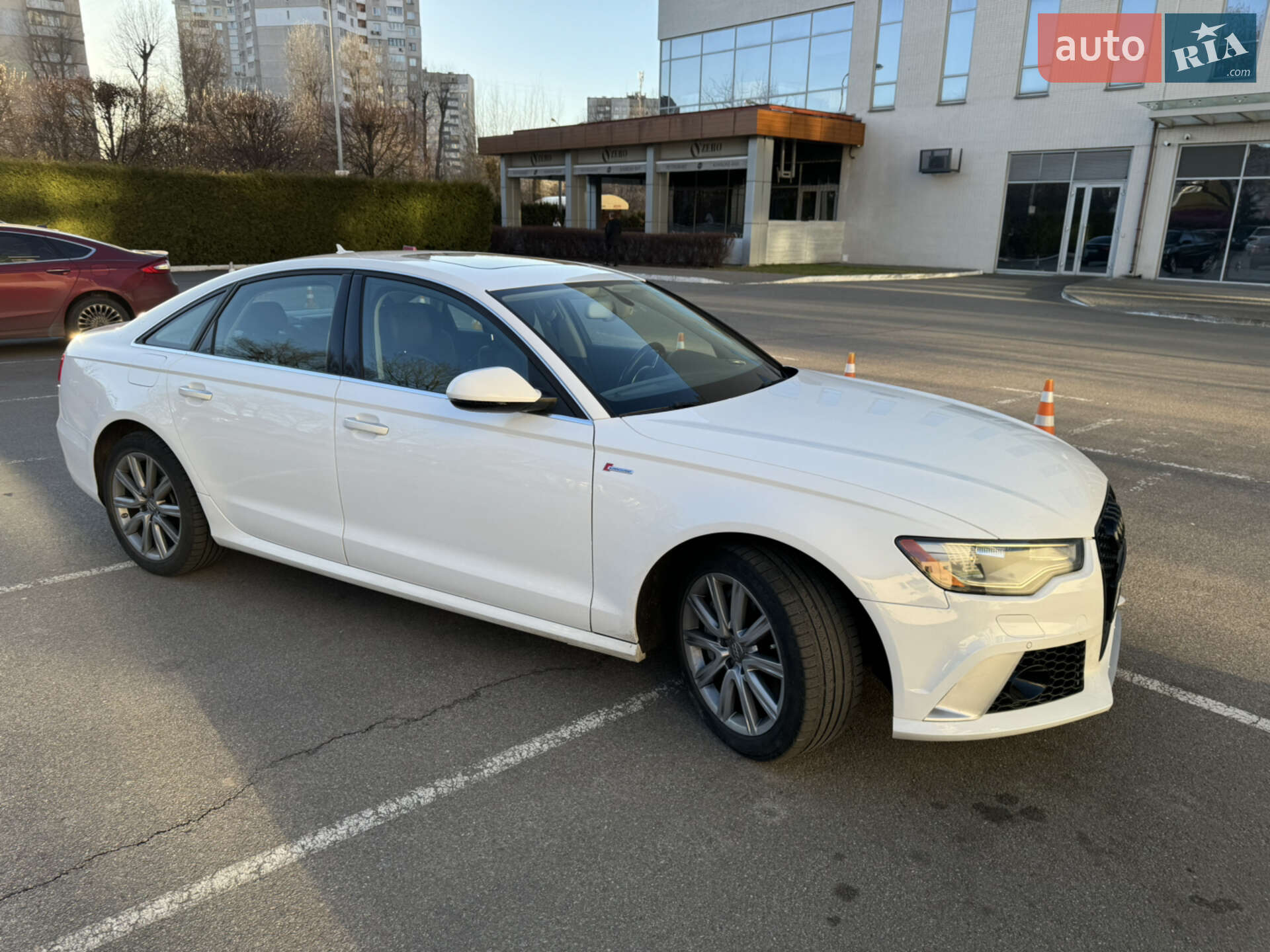 Audi A6 2014 VIN WAUFGAFC0FN020951 фото оголошення 13 з 48