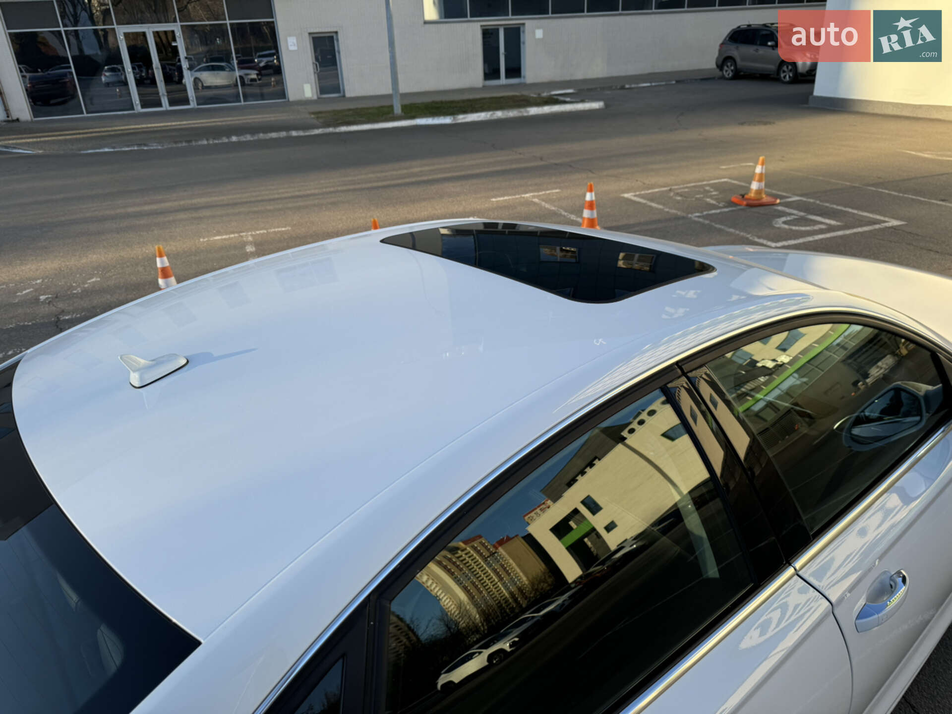 Audi A6 2014 VIN WAUFGAFC0FN020951 фото оголошення 18 з 48
