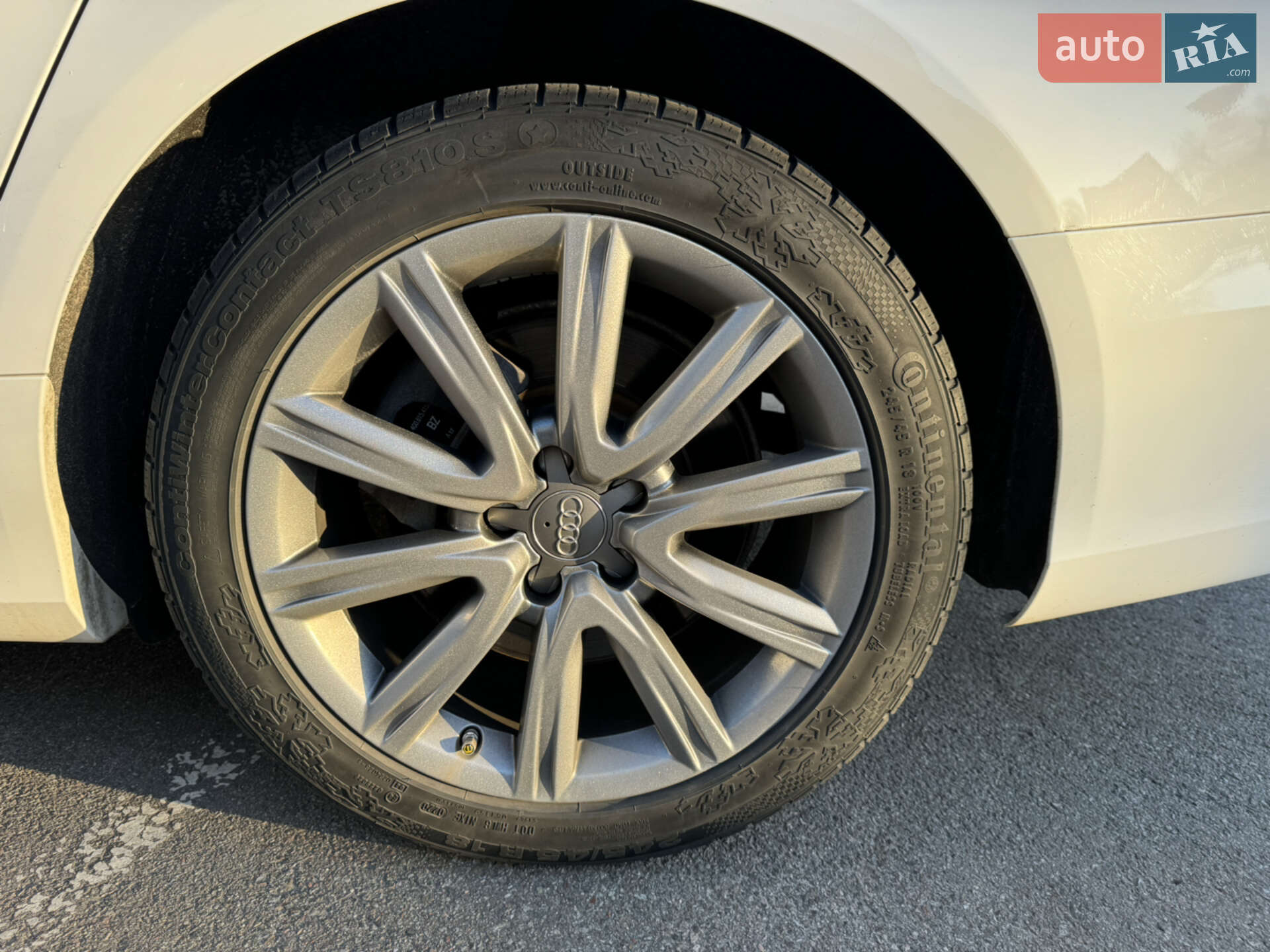 Audi A6 2014 VIN WAUFGAFC0FN020951 фото оголошення 19 з 48