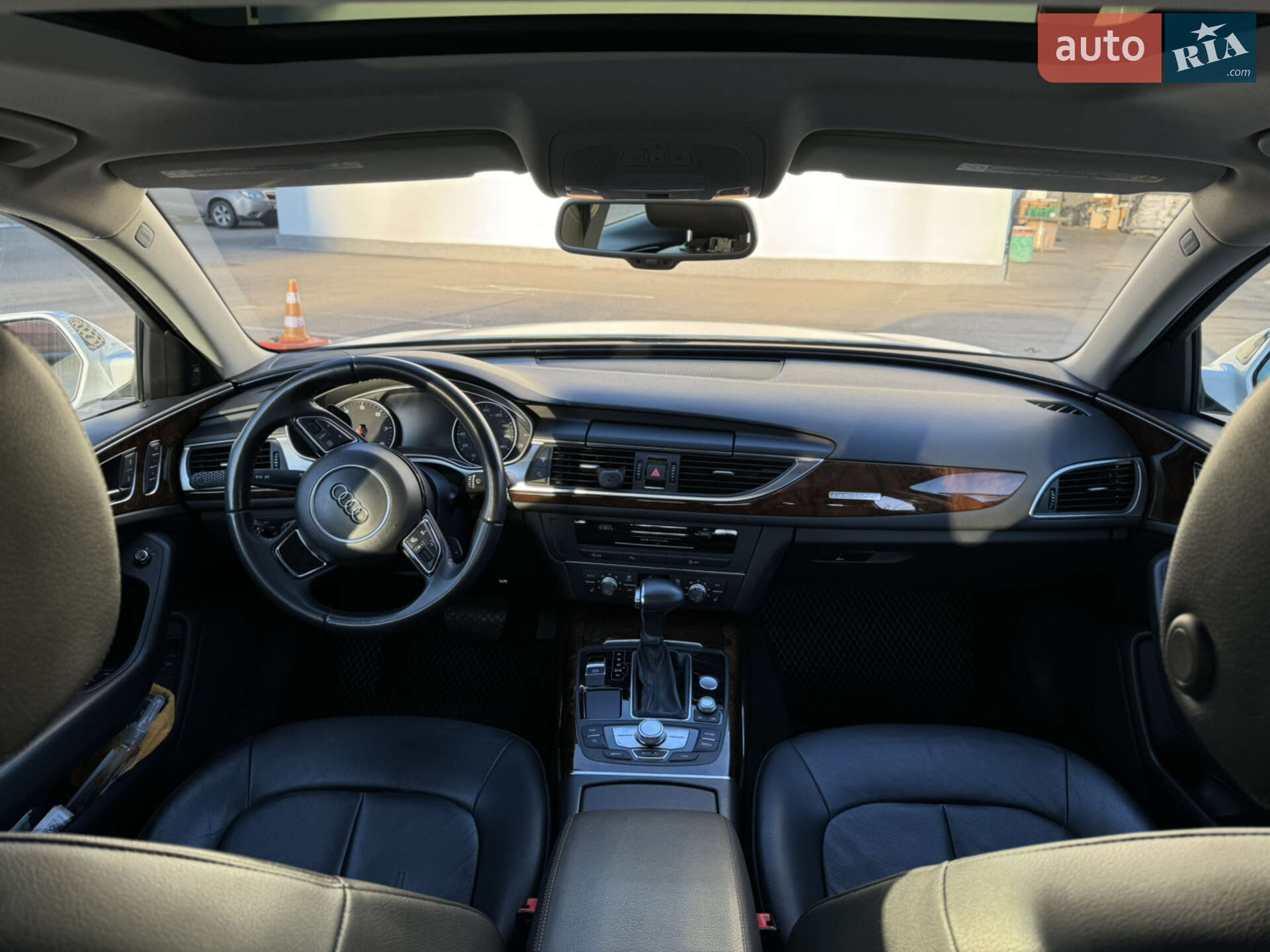 Audi A6 2014 VIN WAUFGAFC0FN020951 фото оголошення 27 з 48