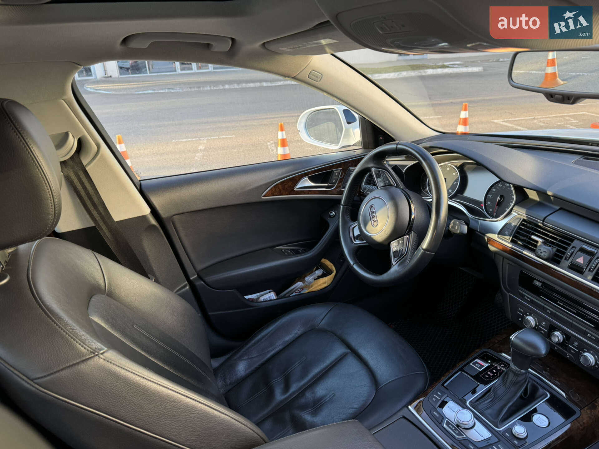 Audi A6 2014 VIN WAUFGAFC0FN020951 фото оголошення 33 з 48